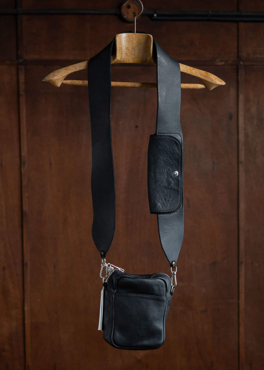 バッグ GUIDIxBEAMS グイディ GUIDI BV06 Small Fanny Bag （Black） - ファッション通販