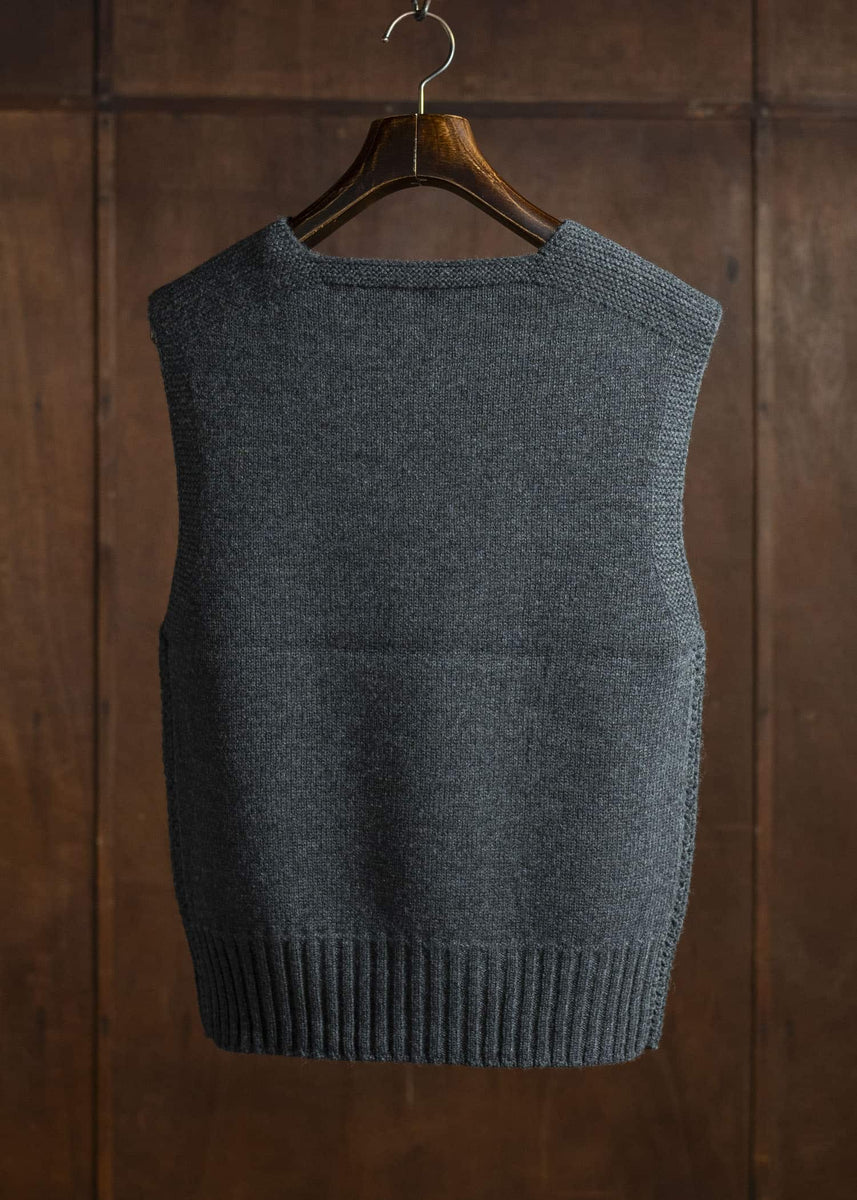 Taiga Takahashi Lot.528 ARC Vest CHARCOAL – VISION OF FASHION