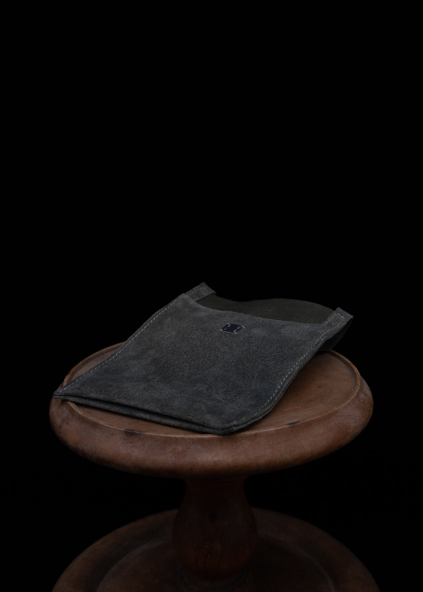 GUIDI PKT1 / PHONE HOLDER SHOULDER CASE / CV31T – VISION OF FASHION