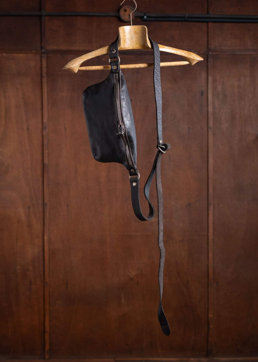 美品　GUIDI BV06 SOFT HORSE ウエストバッグ GUIDI（グイディ） ボディバッグ SOFT HORSE FULL GRAIN BV06 メンズ