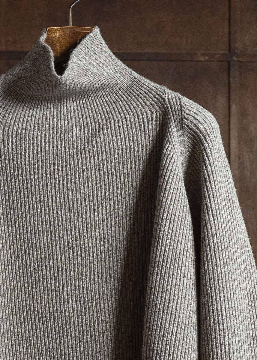 JAN-JAN VAN ESSCHE KNIT#74 WIDE FIT KNITTED TURTLE NECK SWEATER