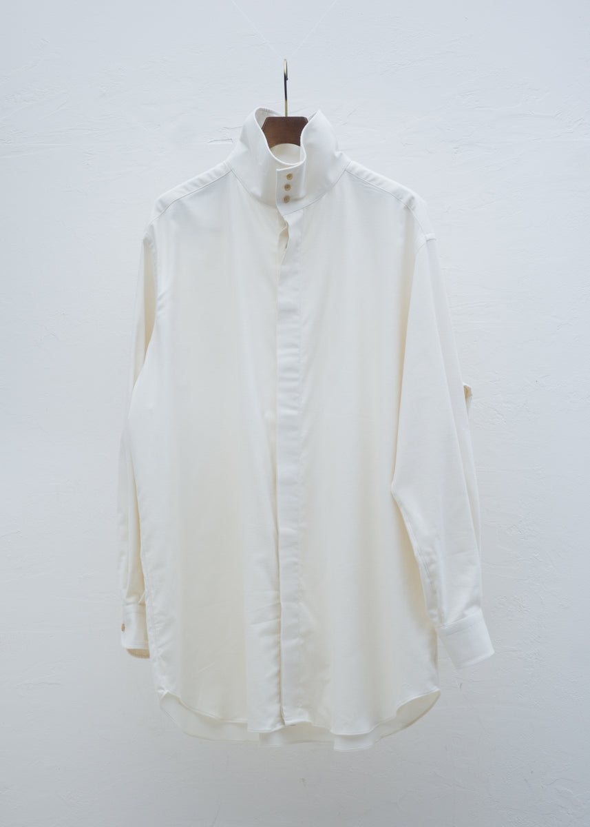 ZIIIN "OSCAR" HIGH NECK COLLAR SHIRT ORGANIC COTTON / BEIGE VISION OF FASHION