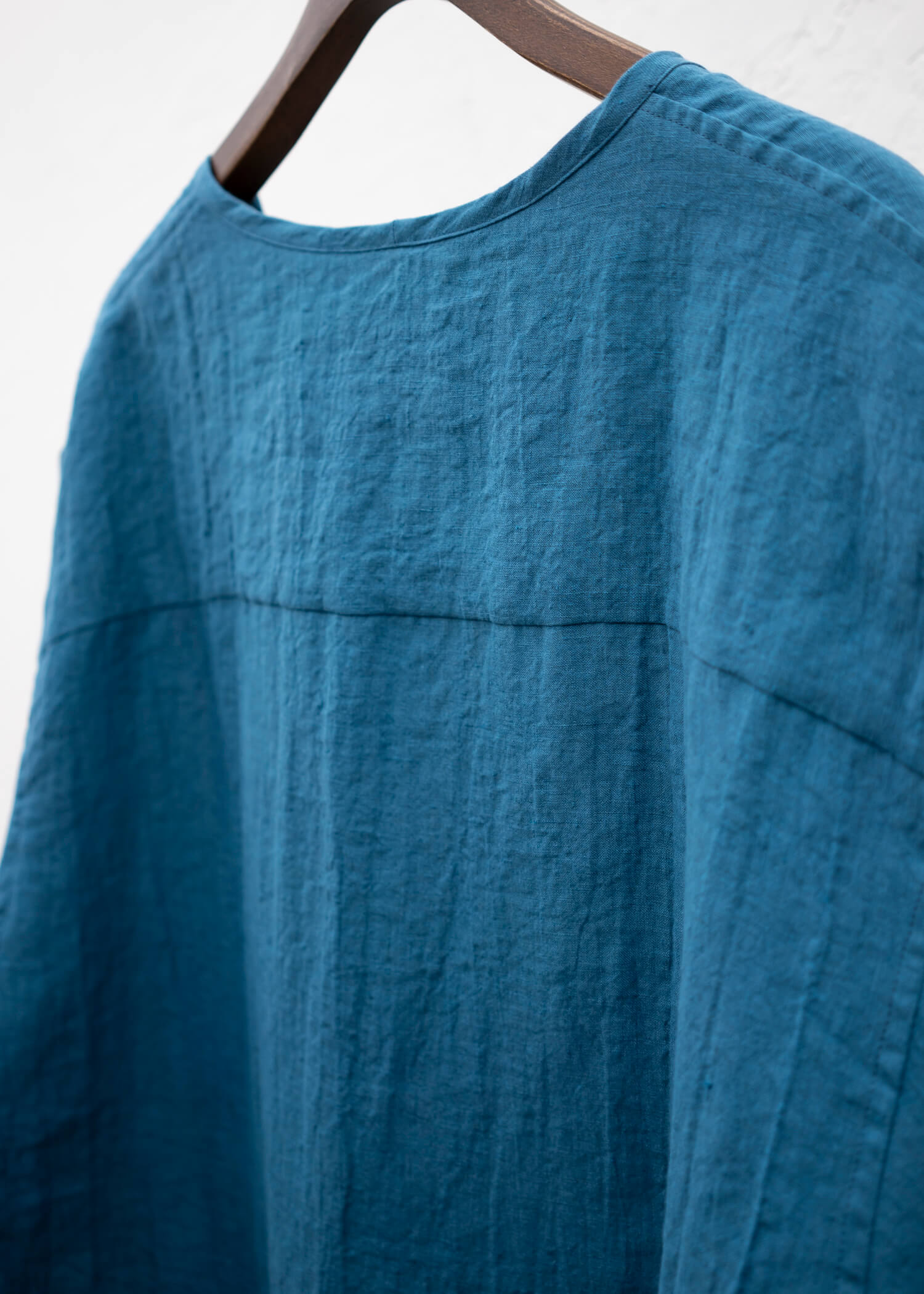 ZIIIN """"""""AVENO"""""""" ONE POCKET LOOSE TUNIC / BLUE