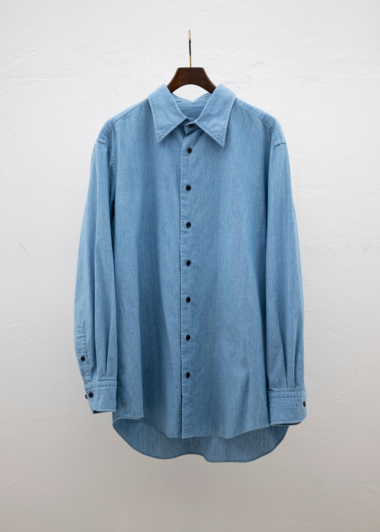 ZIIIN """"""""BEARSLEY"""""""" LONG POINT COLLAR SHIRT / INDIGO