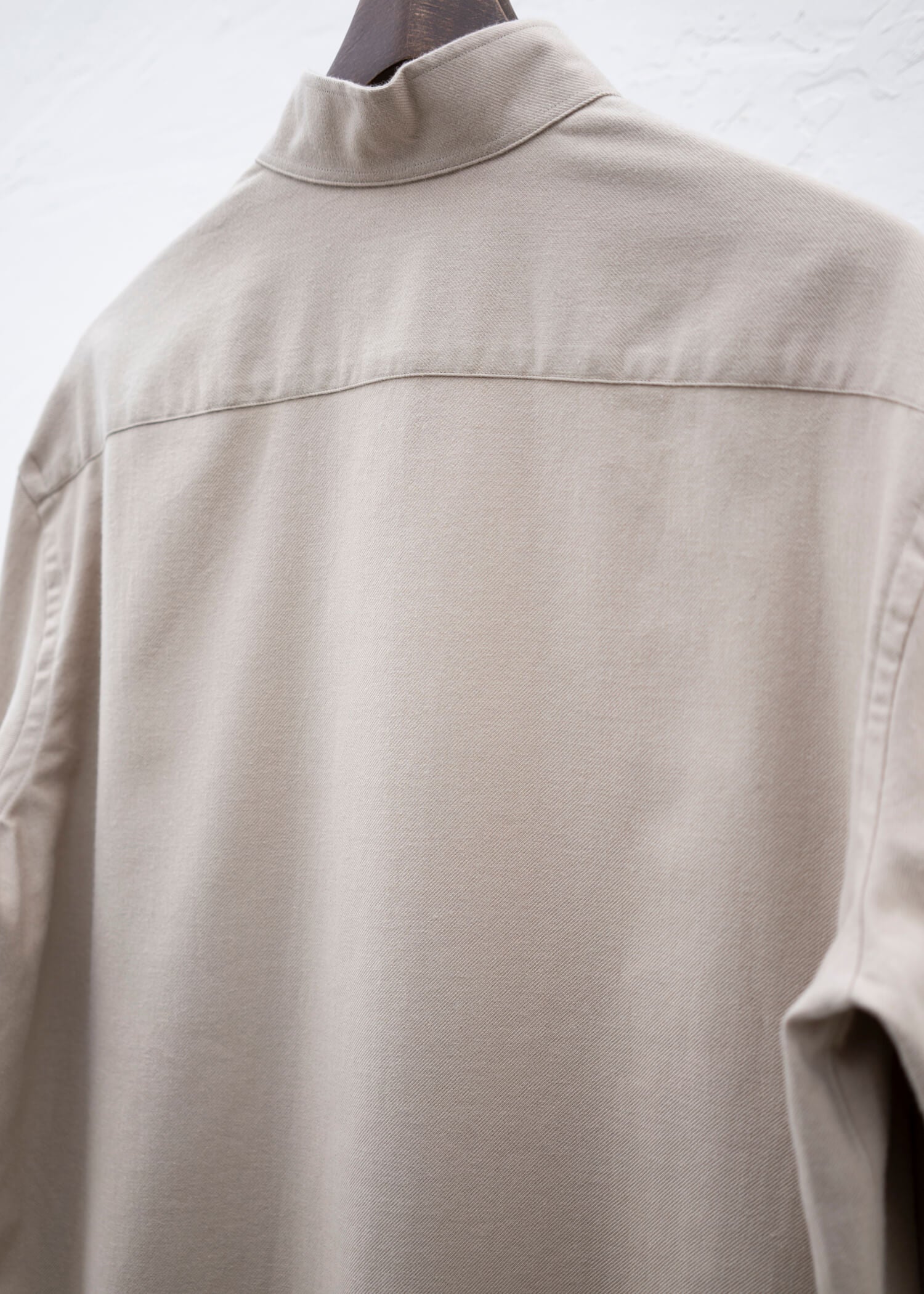 ZIIIN ""ANGO"" LONG SHIRT / BEIGE