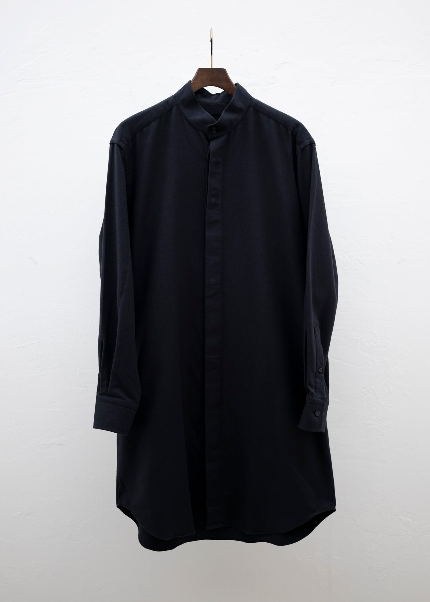 ZIIIN """"""""ANGO"""""""" LONG SHIRT / BLACK