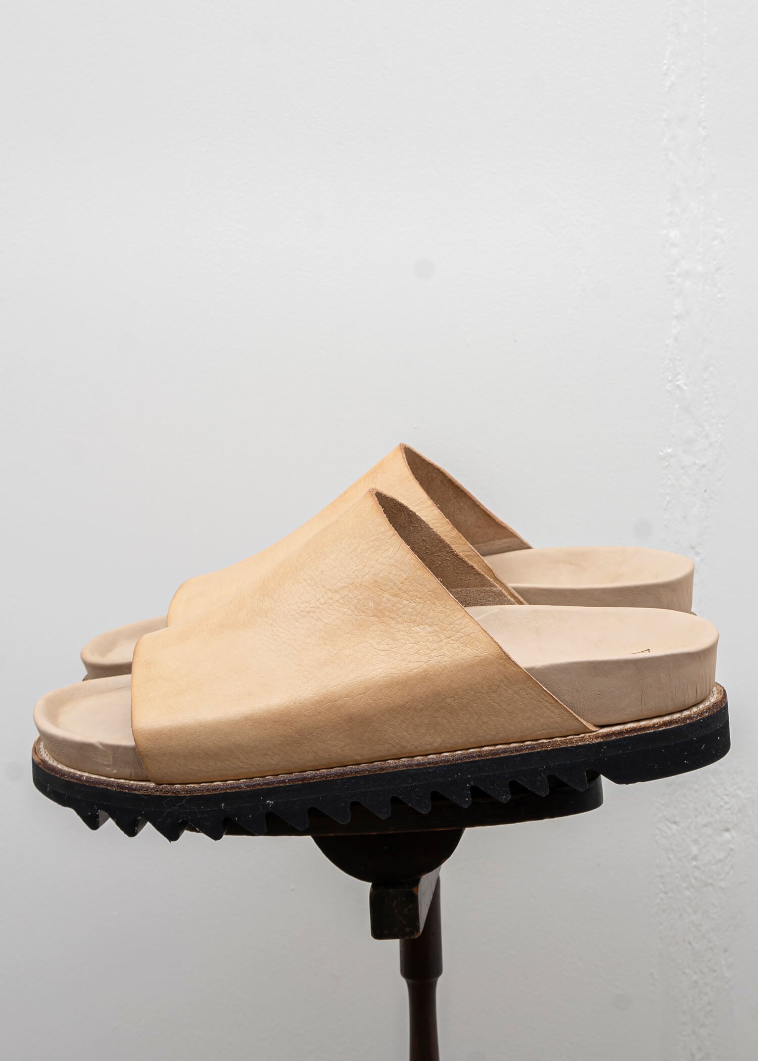 GUIDI BRK06 SANDAL / CALF FULL GRAIN / RUBBER SOLE / CO79T / NUDE