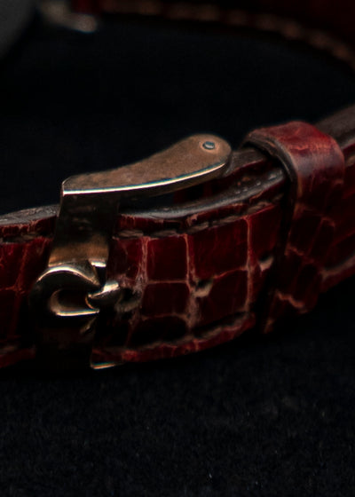 OMEGA VINTAGE WATCH 18K