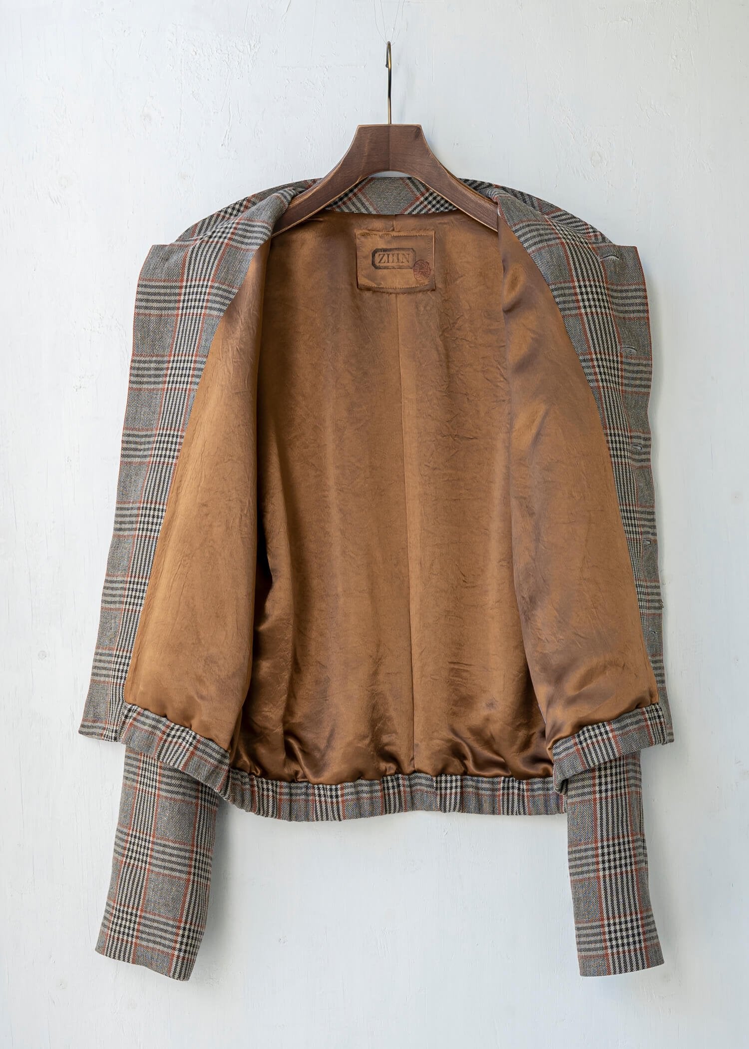 ZIIIN SARUTA OLD CHECK BOMBER JKT