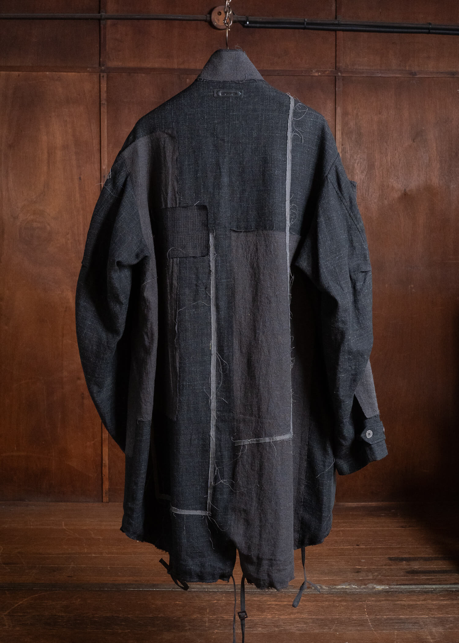 Professor.E HAND-TATTERED EDGES PARKA GREY 26FW-FM-LC-02