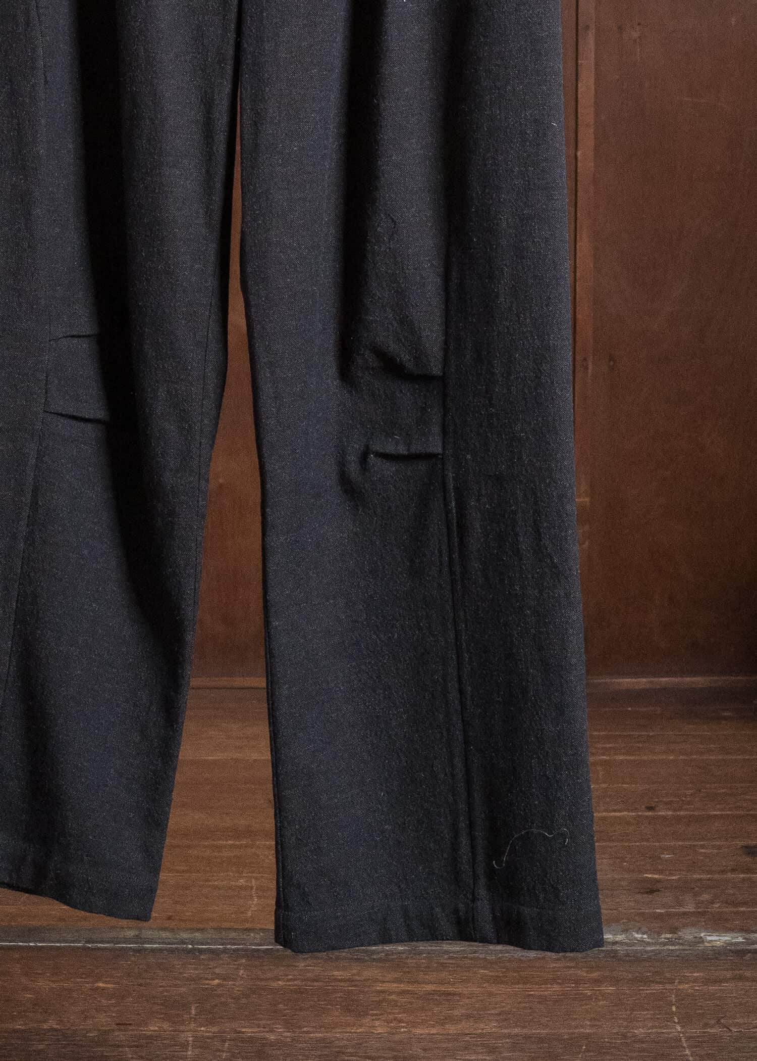 Professor.E EMBROIDERED OVERSLOCK TROUSERS BLACK 26FW-PE-TRL-03