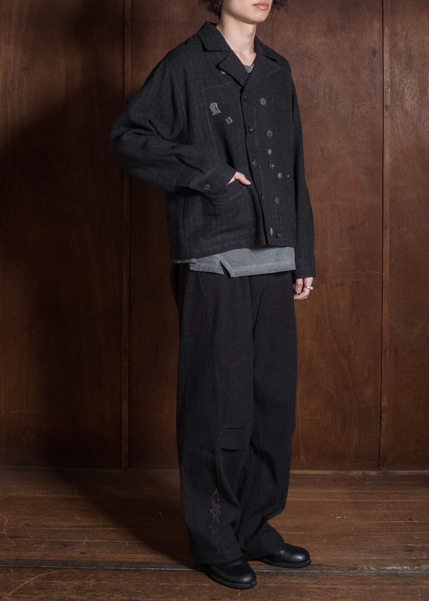 Professor.E EMBROIDERED OVERSLOCK TROUSERS BLACK 26FW-PE-TRL-03