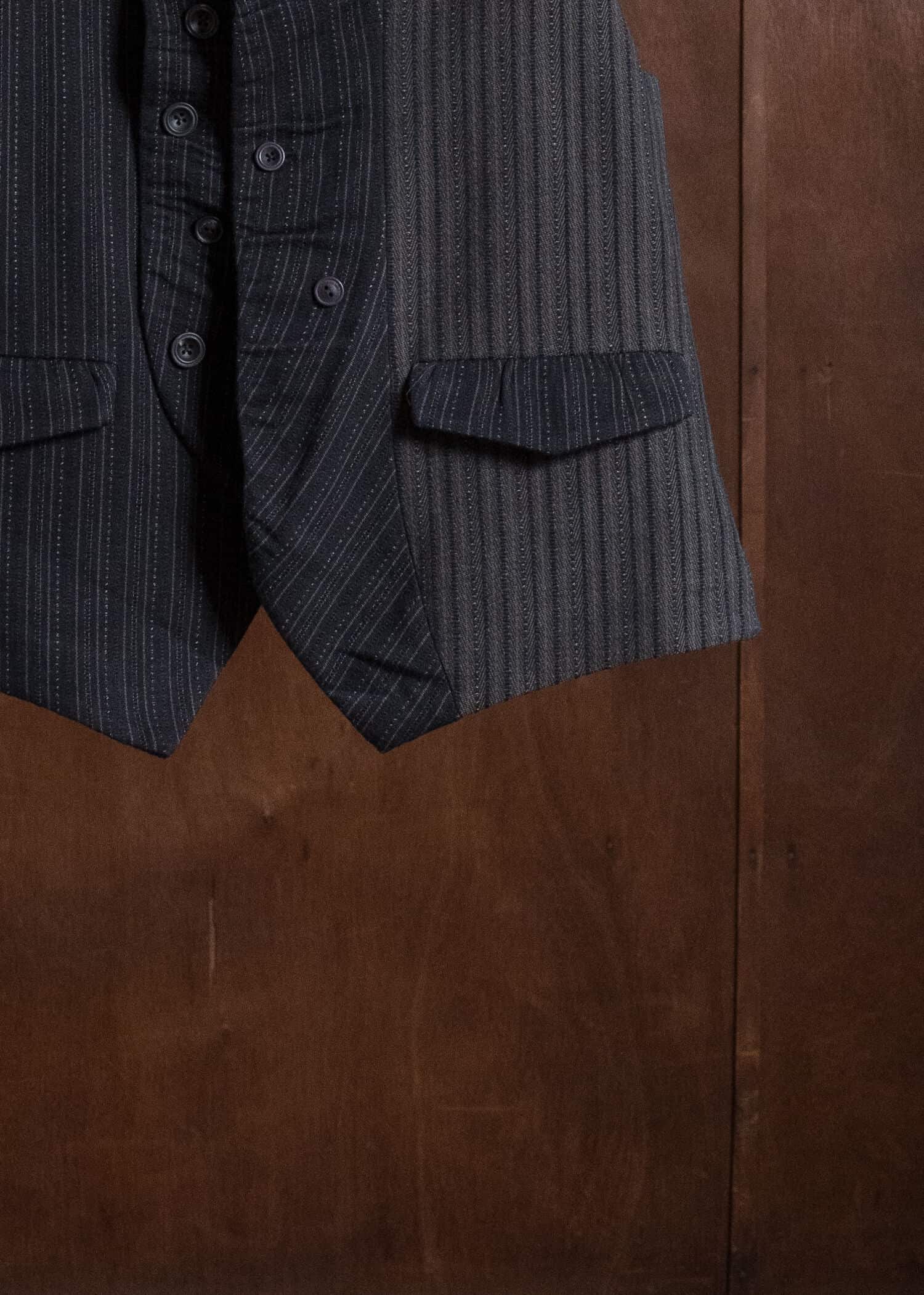 Professor.E E WAISTCOAT STRIPE 26FW-PE-VST-01