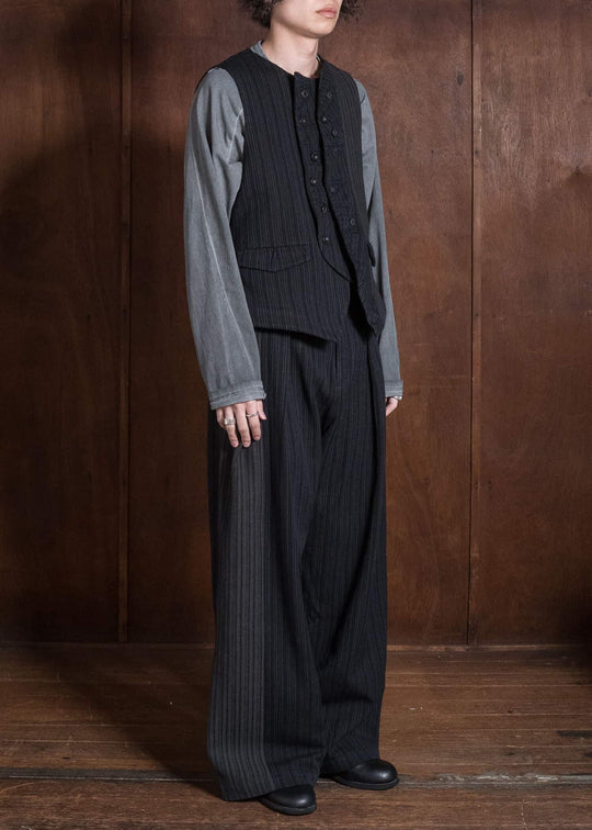 Professor.E E WAISTCOAT STRIPE 26FW-PE-VST-01