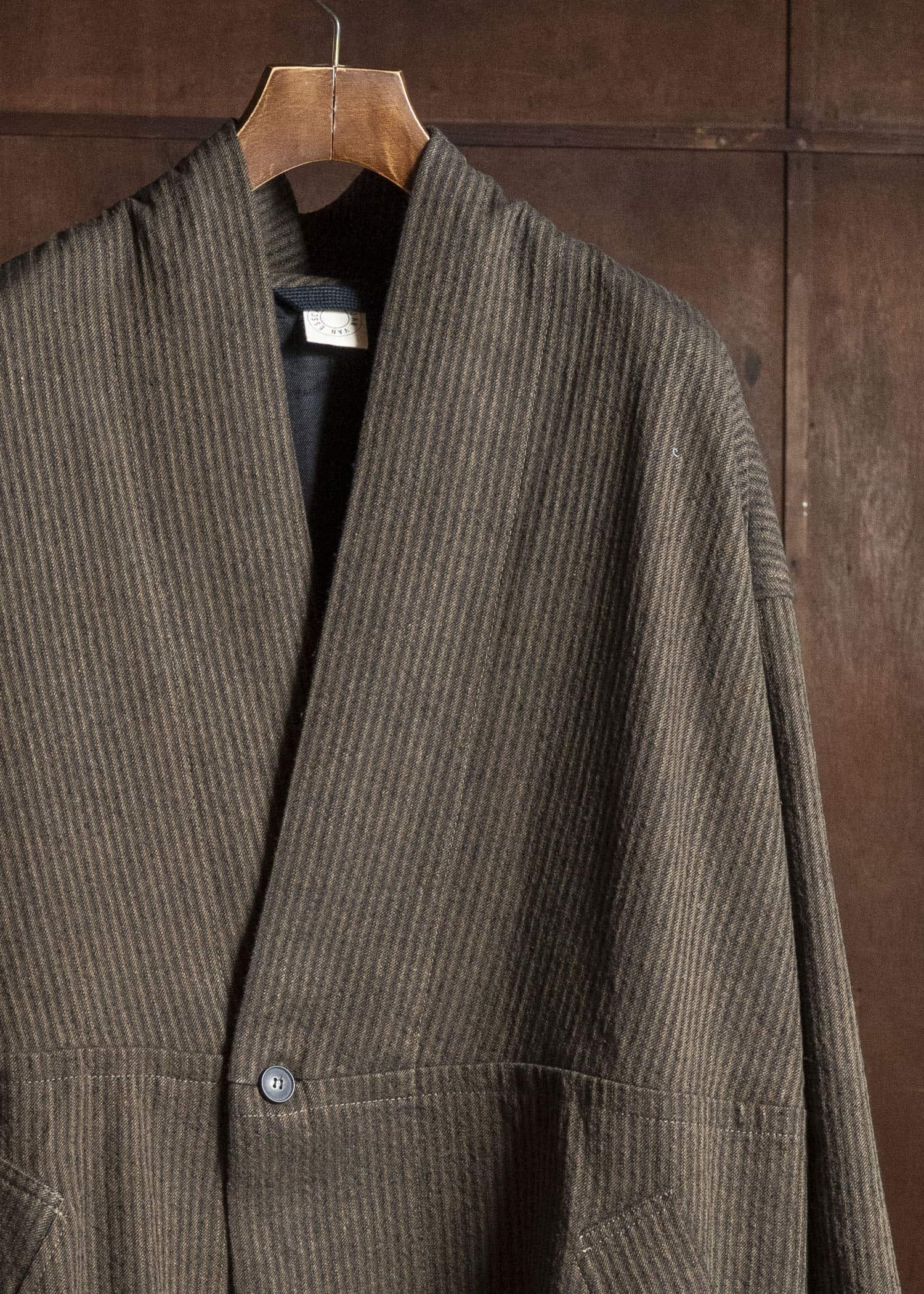 JAN-JAN VAN ESSCHE COAT#35 COAT WITH STANDING COLLAR,JET POCKETS, FULLY LINED Hemp Co Reed Twill | Khaki Striped