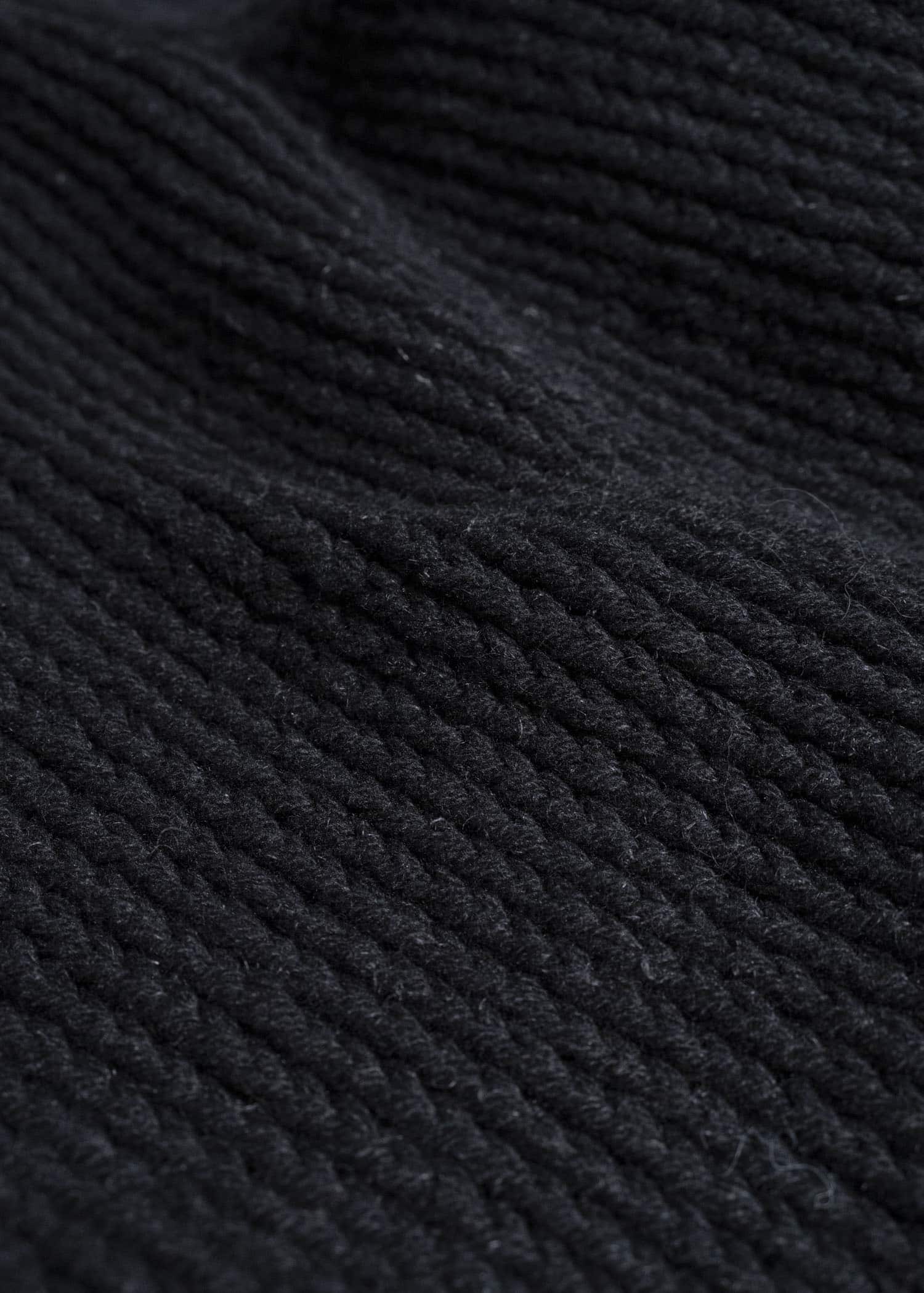 JAN-JAN VAN ESSCHE KNIT#68 HAND KNITTED TURTLE NECK SWEATER Lalin | Black