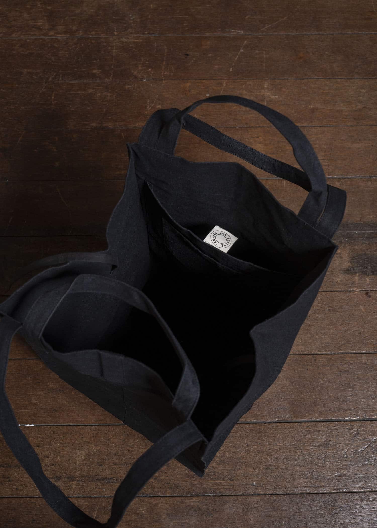 JAN-JAN VAN ESSCHE BAG#44 BAG | URUSHI HEMP CANVAS Pitch Black