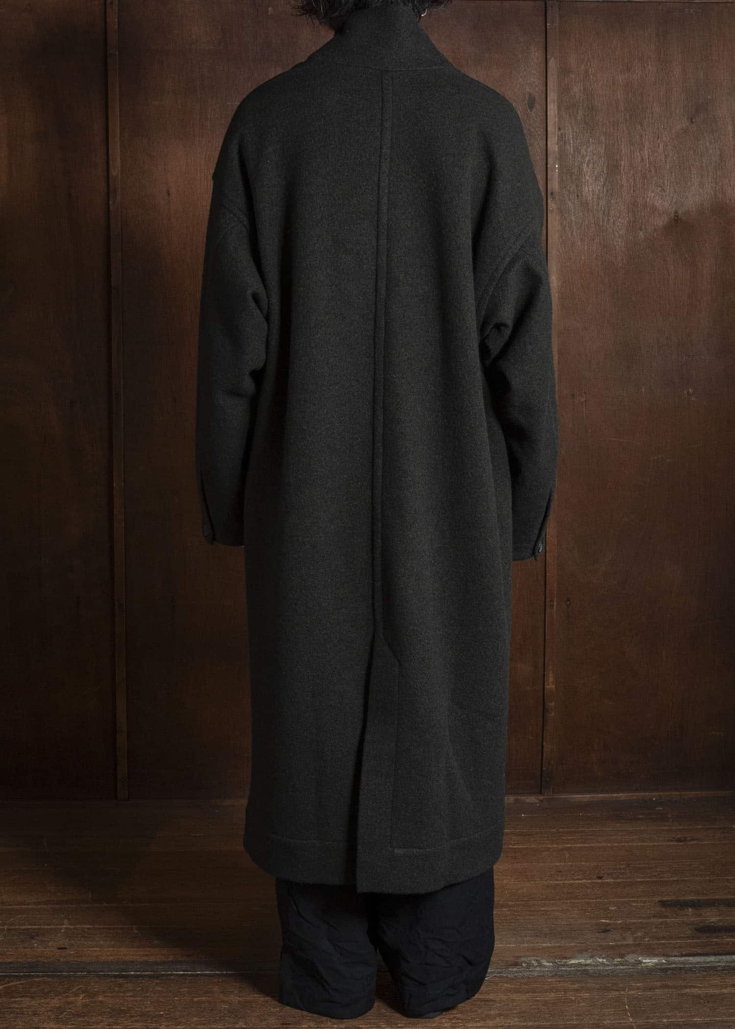 JAN-JAN VAN ESSCHE COAT#35 COAT WITH STANDING COLLAR,JET POCKETS, FULLY LINED Boiled Wool Sweat | Dark Forest
