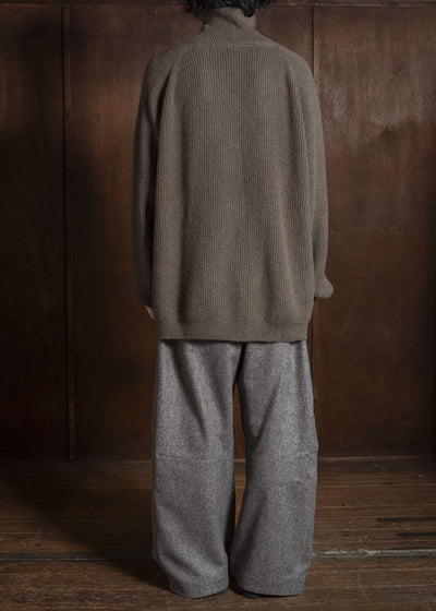 JAN-JAN VAN ESSCHE KNIT#79 LOOSE FIT KNITTED TURTLE NECK SWEATER Yak Wool | Light Brown
