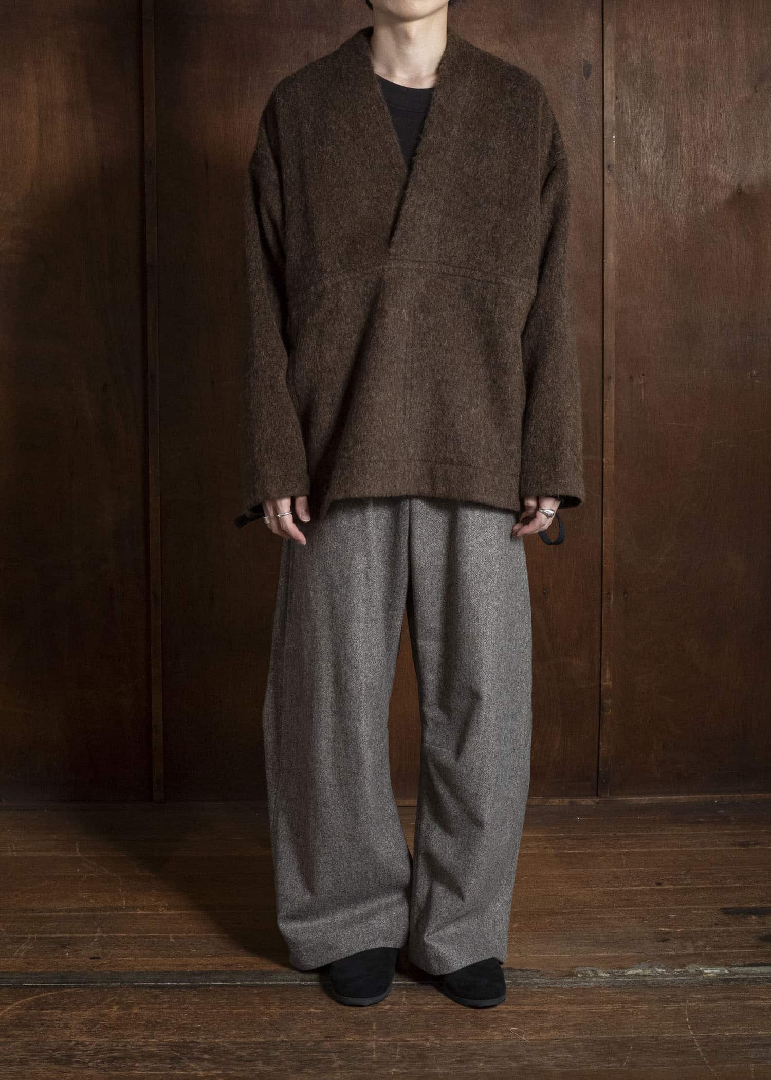 JAN-JAN VAN ESSCHE SWEAT#70 WOVEN SWEAT WITH FRONT POCKETS AND DRAWSTRING Highpile Herringbone | Brown Alpaca