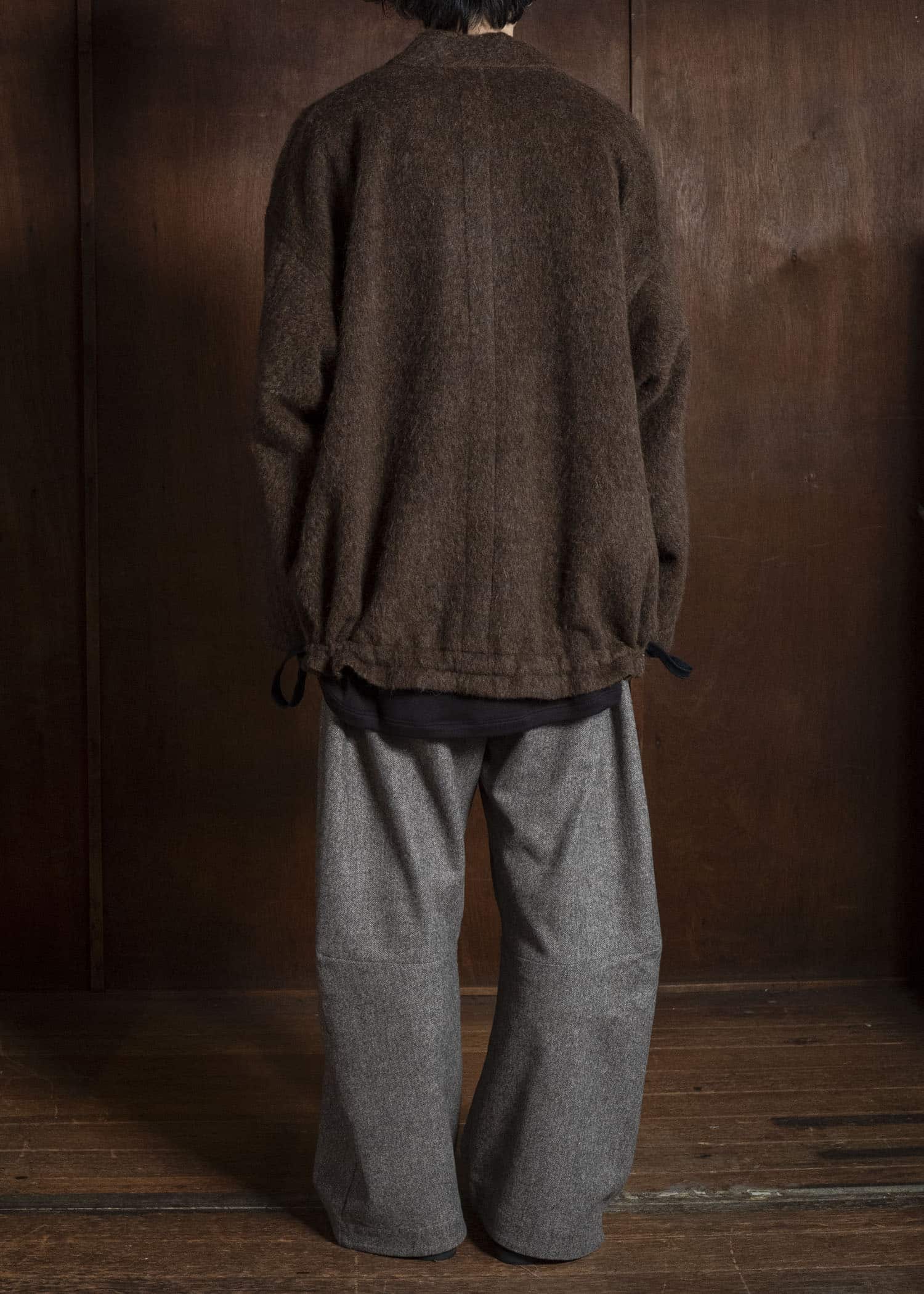 JAN-JAN VAN ESSCHE SWEAT#70 WOVEN SWEAT WITH FRONT POCKETS AND DRAWSTRING Highpile Herringbone | Brown Alpaca