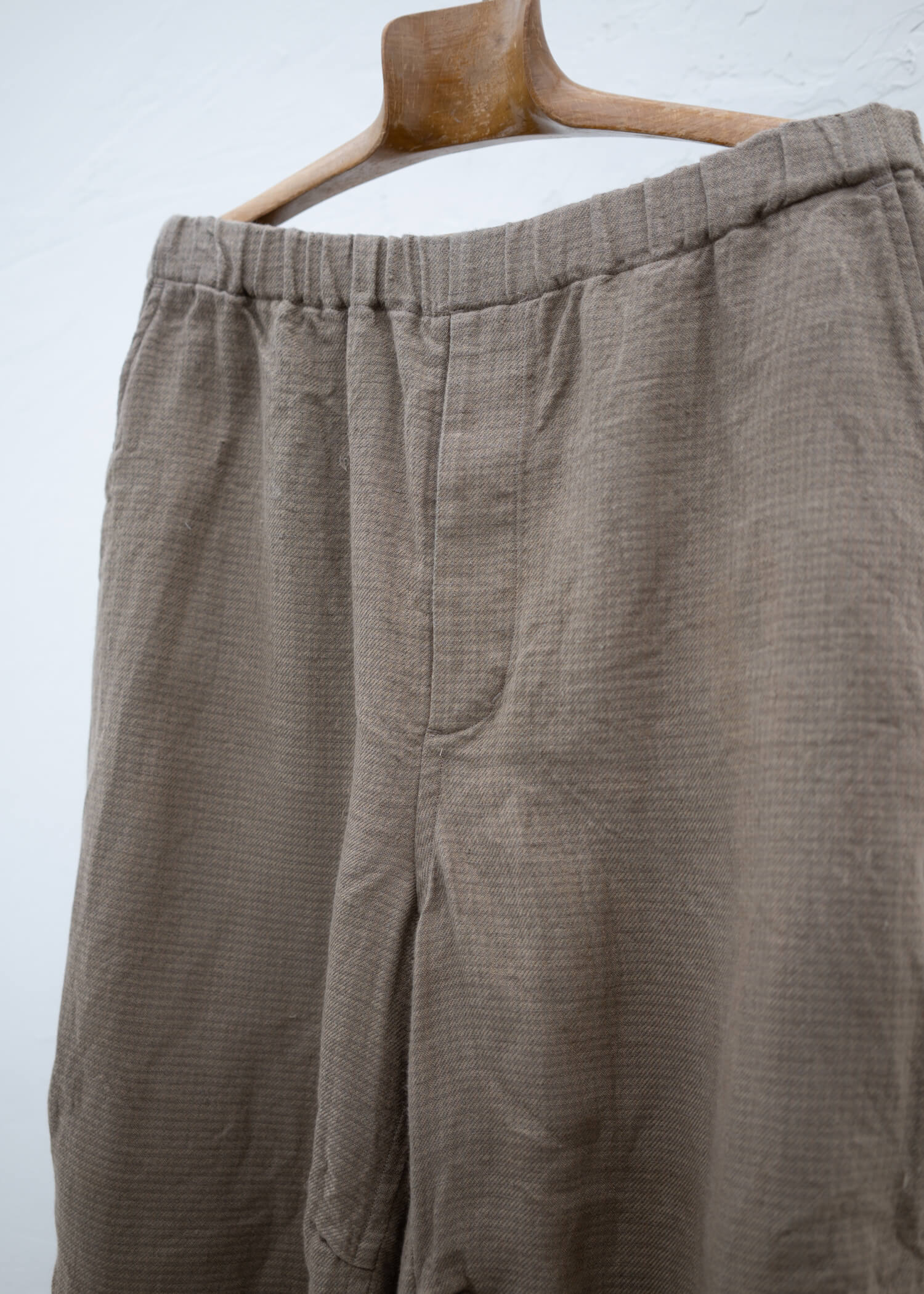 YOKO SAKAMOTO ATELIER OVER PANTS BEIGE