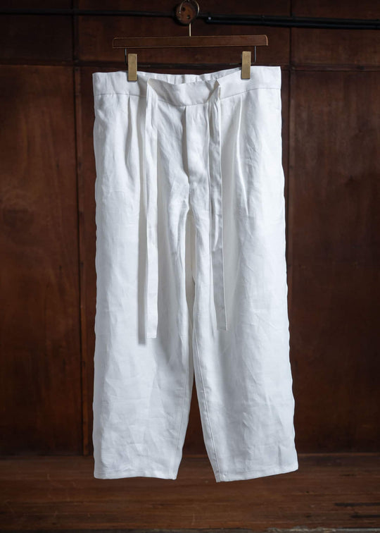 ZIIIN "DARMA" OFFWHITE