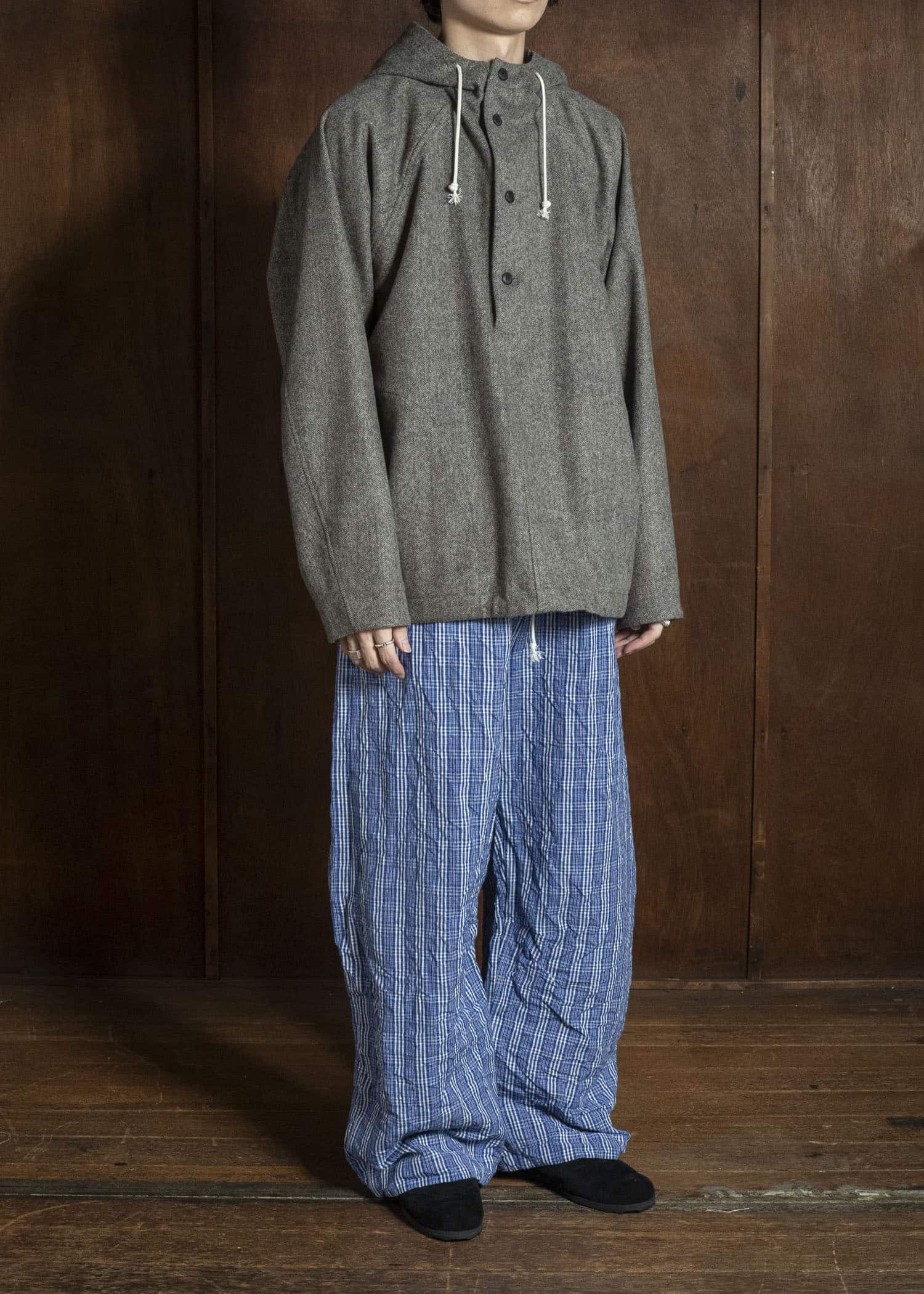 unkruid early mornig grey herringbone fine loden