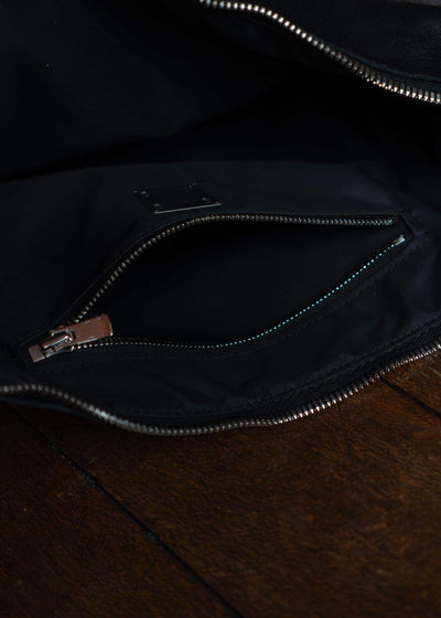 GUIDI RD01 BLKT SHOULDER BAG STANDARD SOFT HORSE FULL GRAIN