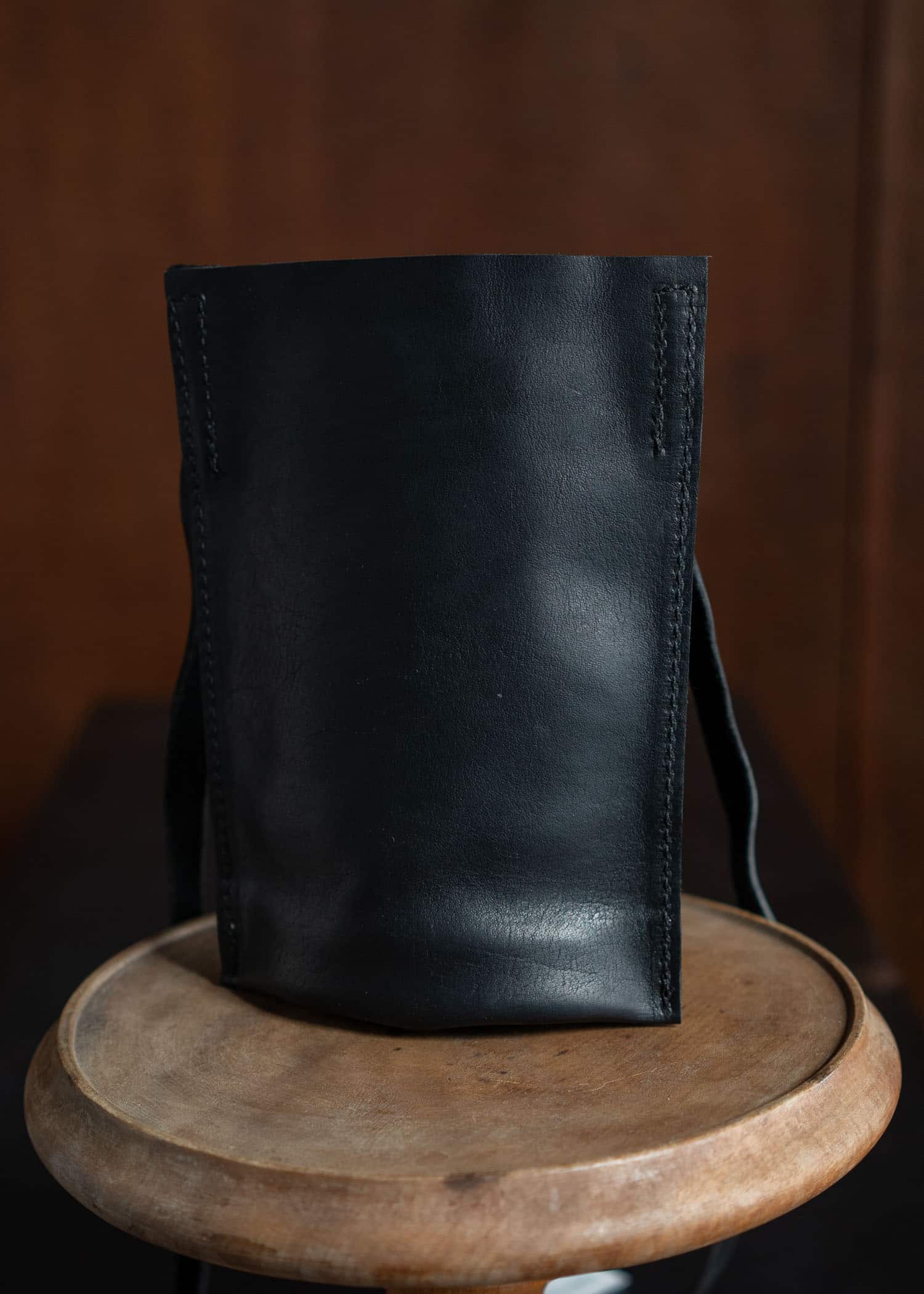 GUIDI PKT1 / PHONE HOLDER SHOULDER CASE / BLKT