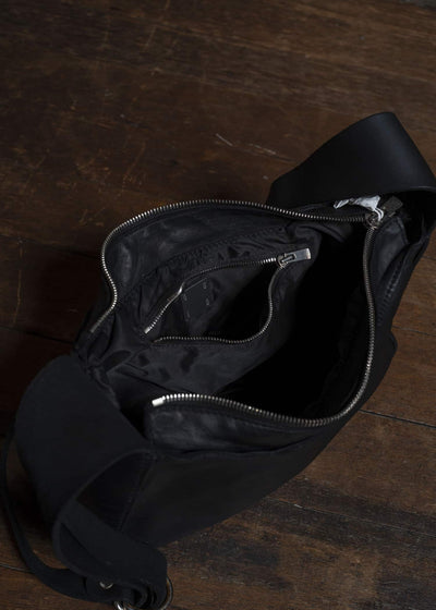 GUIDI RD06 HOBO BAG BLKT
