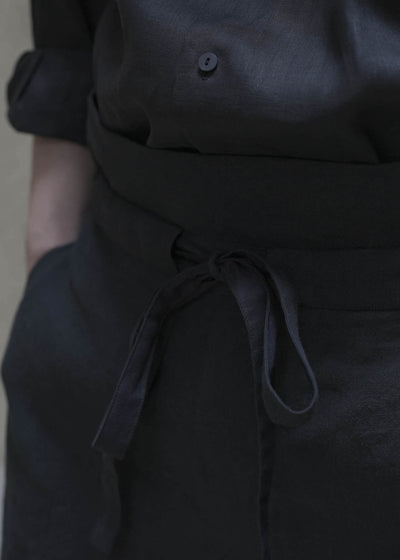 ZIIIN BEARSLEY""""LONG POINT COLLAR SHIRT / BLACK