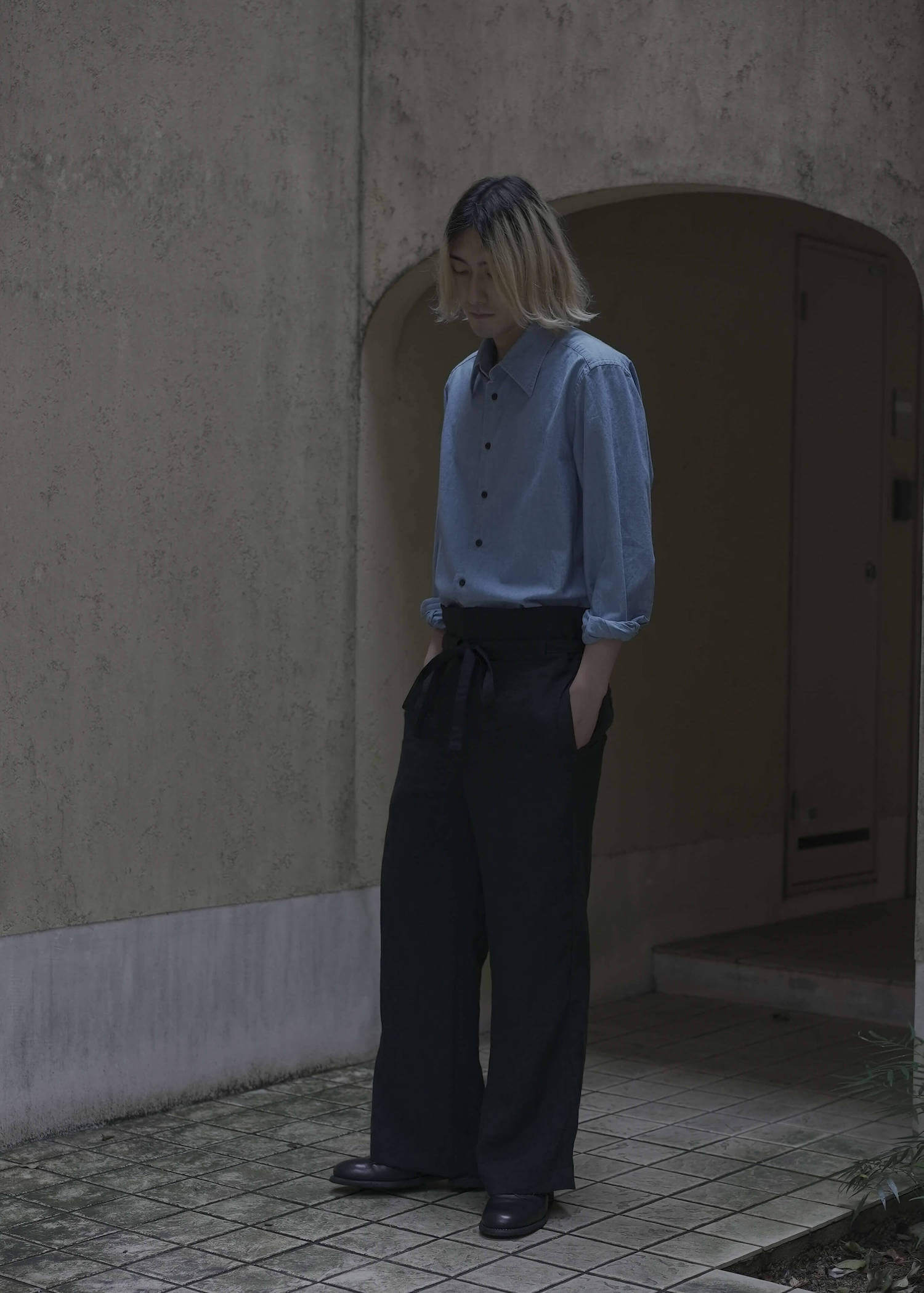 ZIIIN """"""""""""""""BEARSLEY"""""""""""""""" LONG POINT COLLAR SHIRT / INDIGO