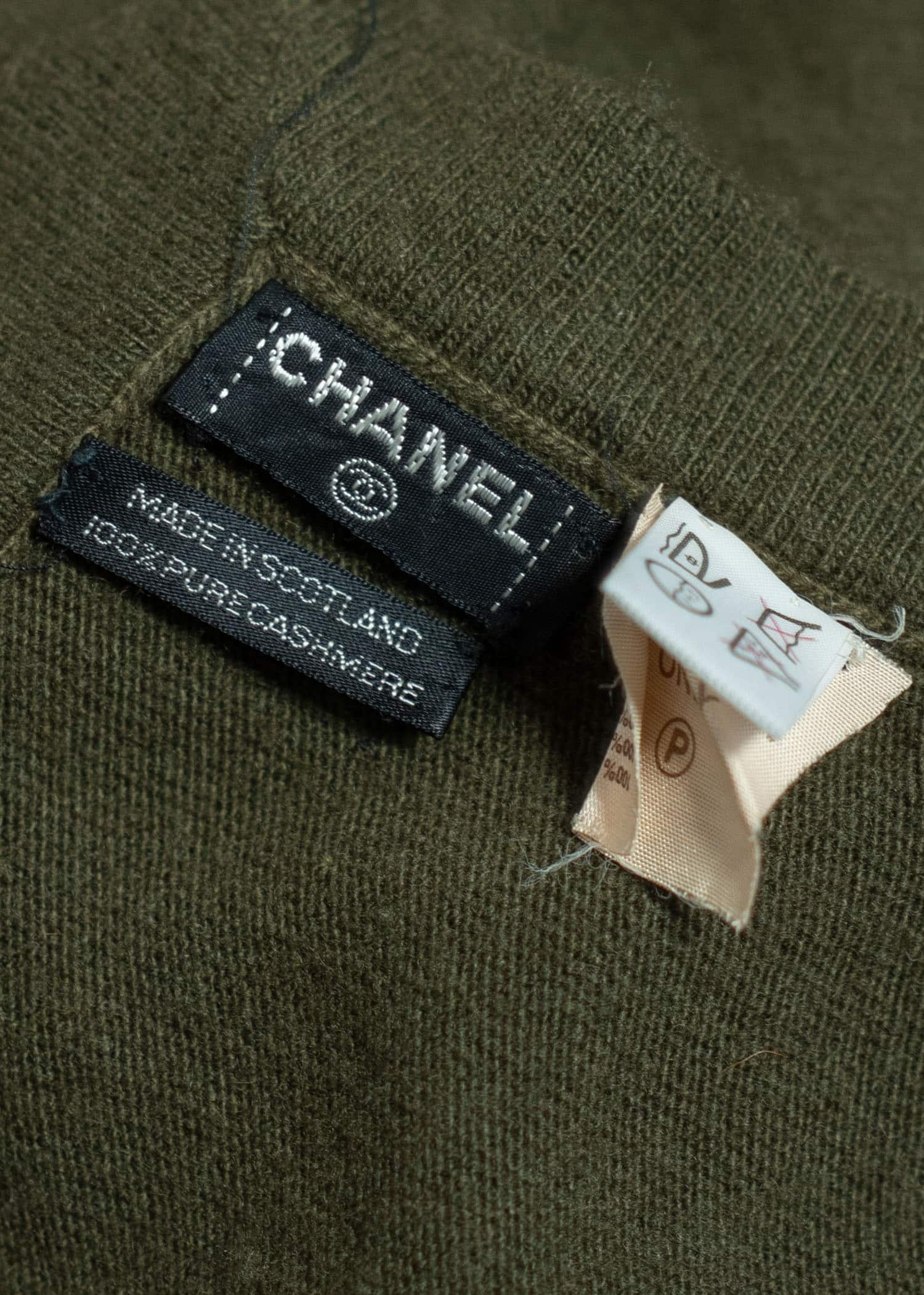 CHANEL Square Pure Cashmere Muffler