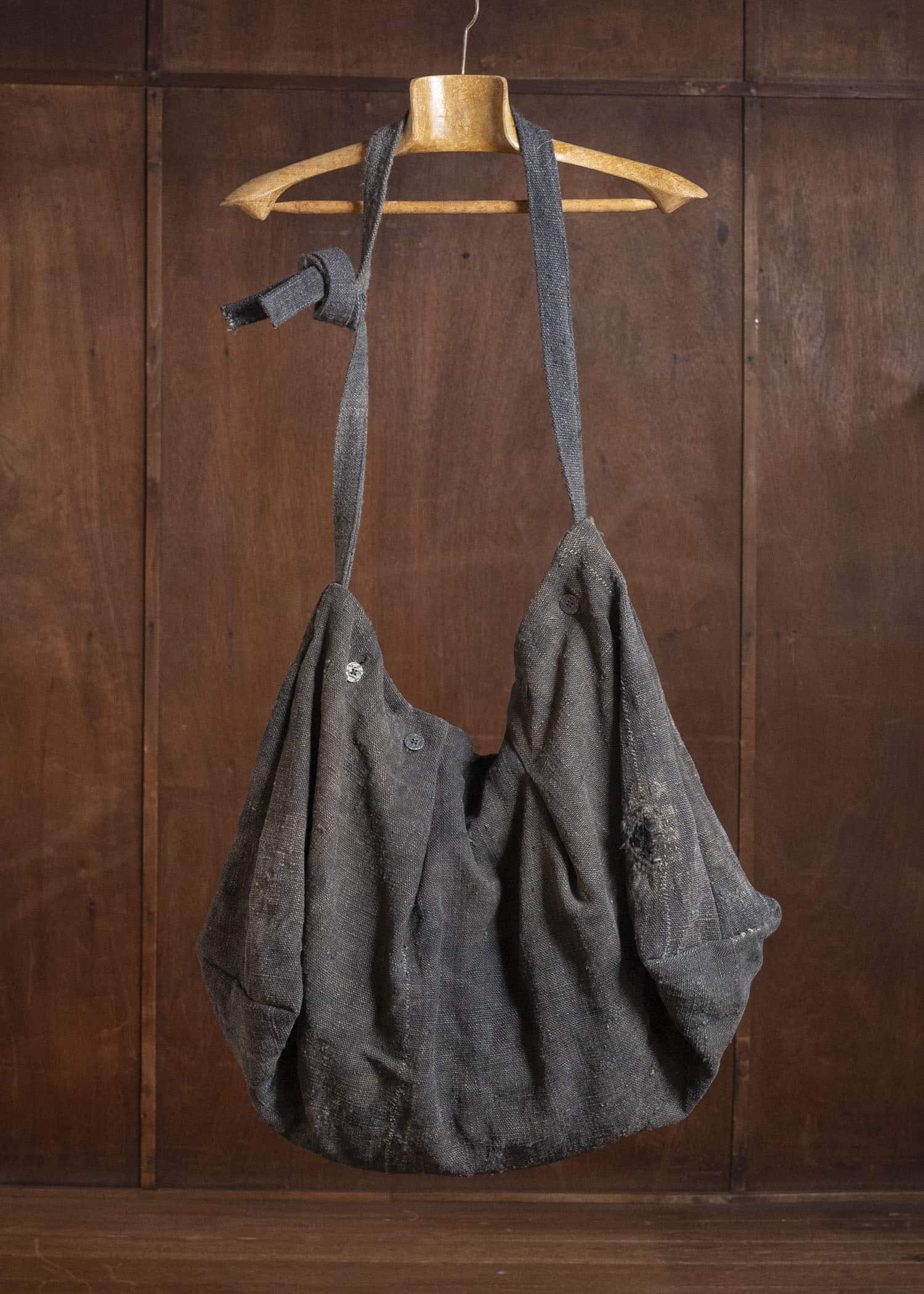 Professor.E SILK BAG (M) GREY 26SS-FM-ACC-02