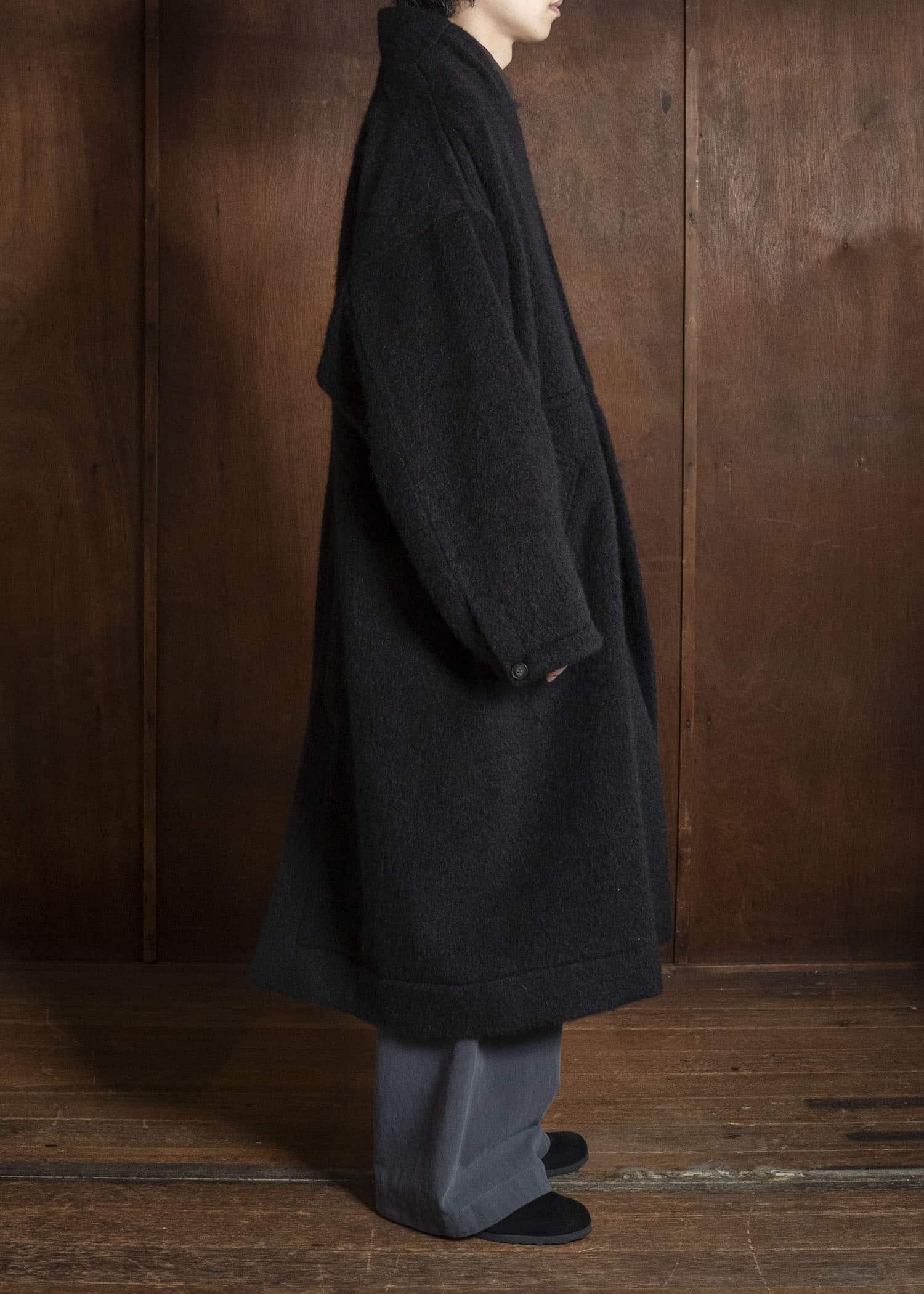 JAN-JAN VAN ESSCHE COAT#35 COAT WITH STANDING COLLAR,JET POCKETS, FULLY LINED Highpile Herringbone | Black Alpaca