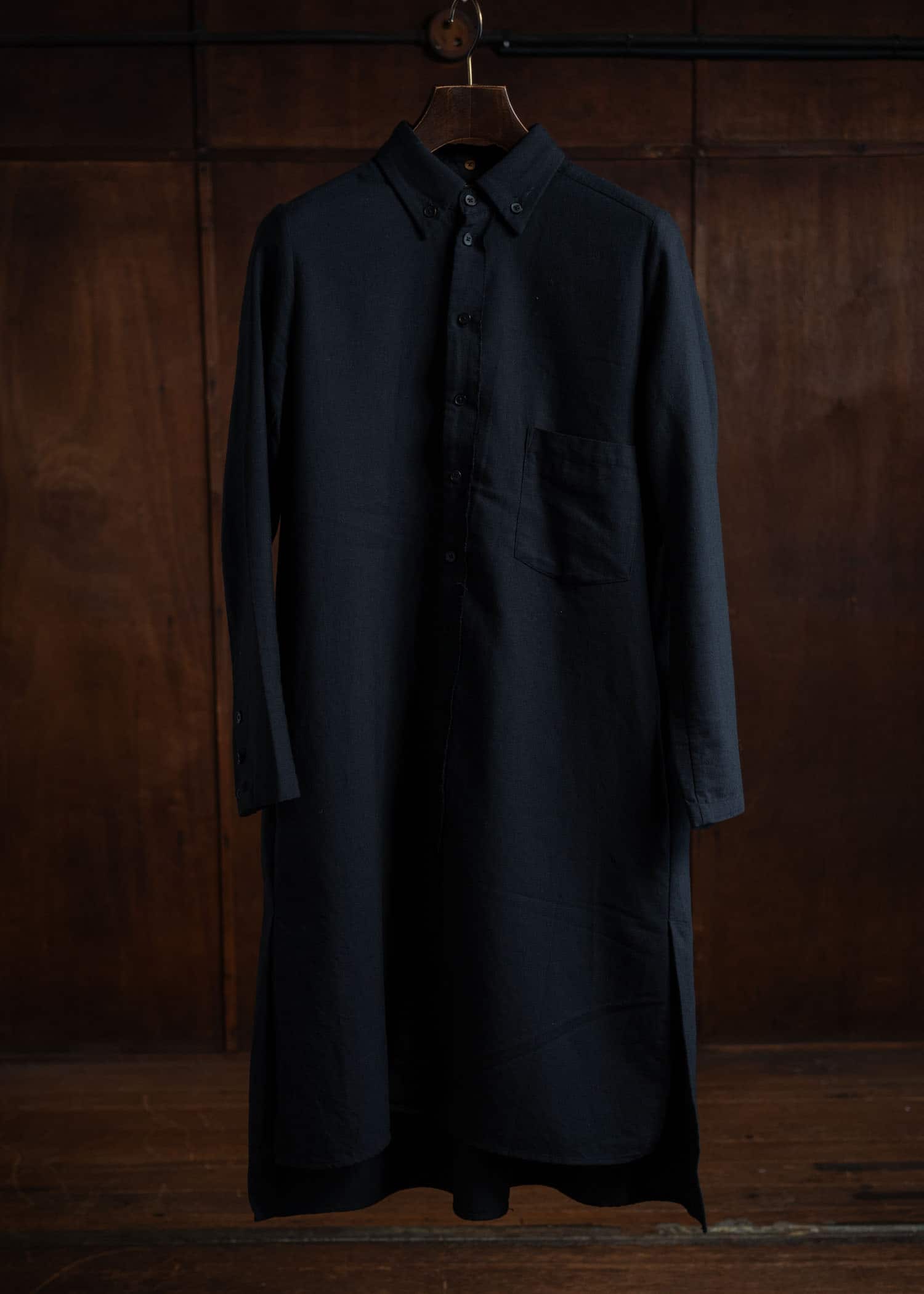 Aleksandr Manamis Long Shirt