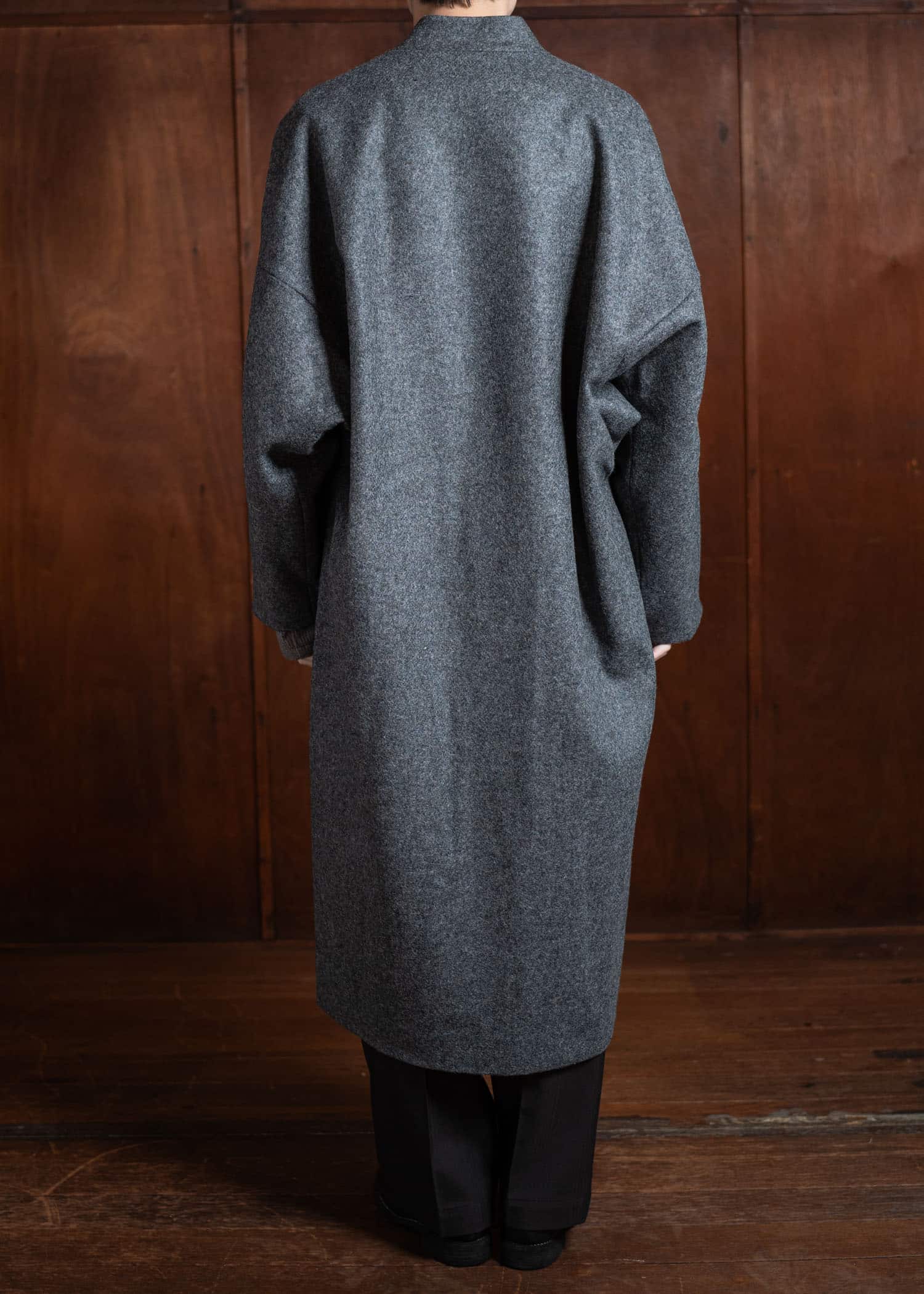 amachi. Covered Coat [ × Elise Gettliffe ] Mix Gray AY15-3