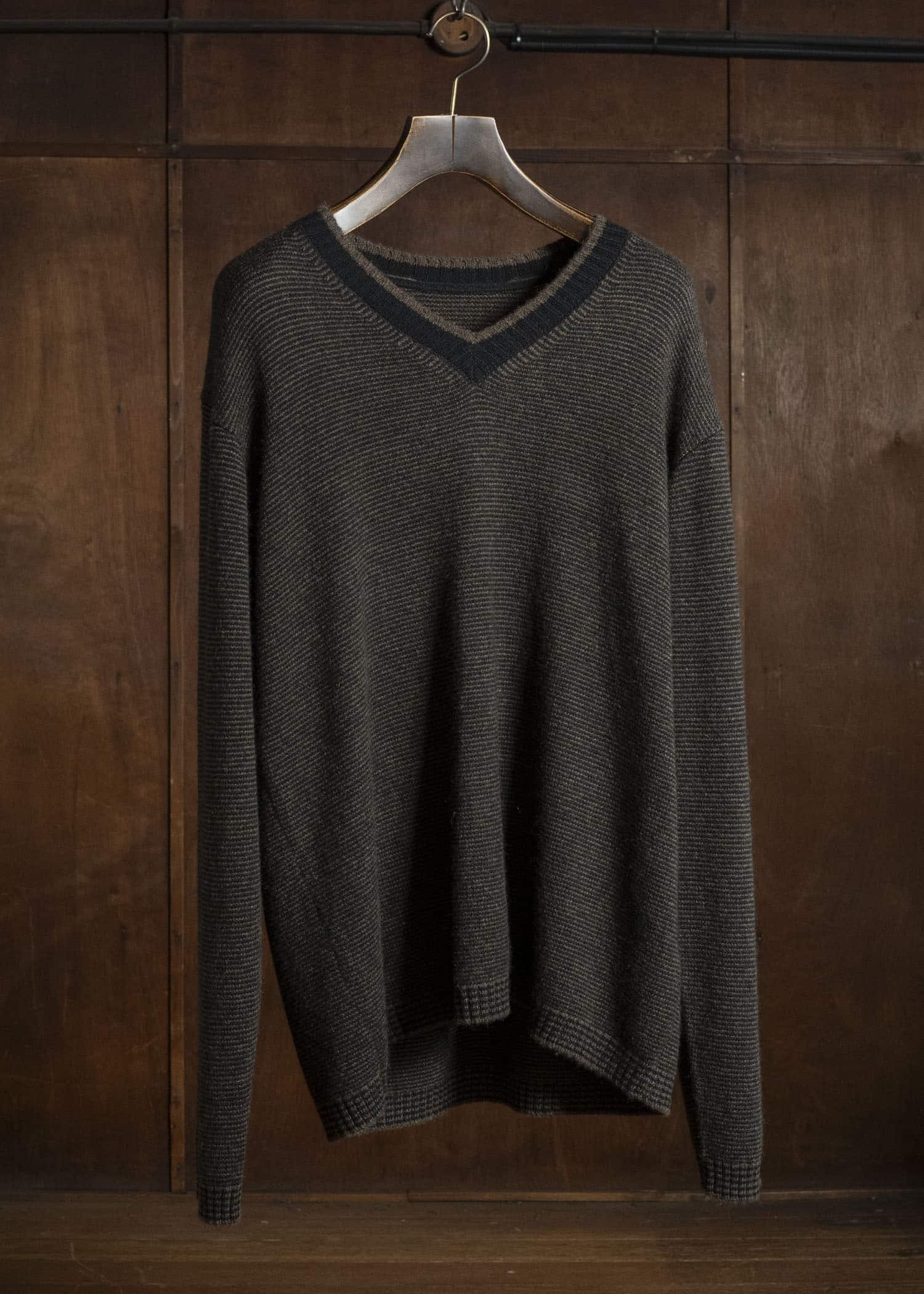 ZIGGY CHEN V-NECK SWEATER 0M2632001