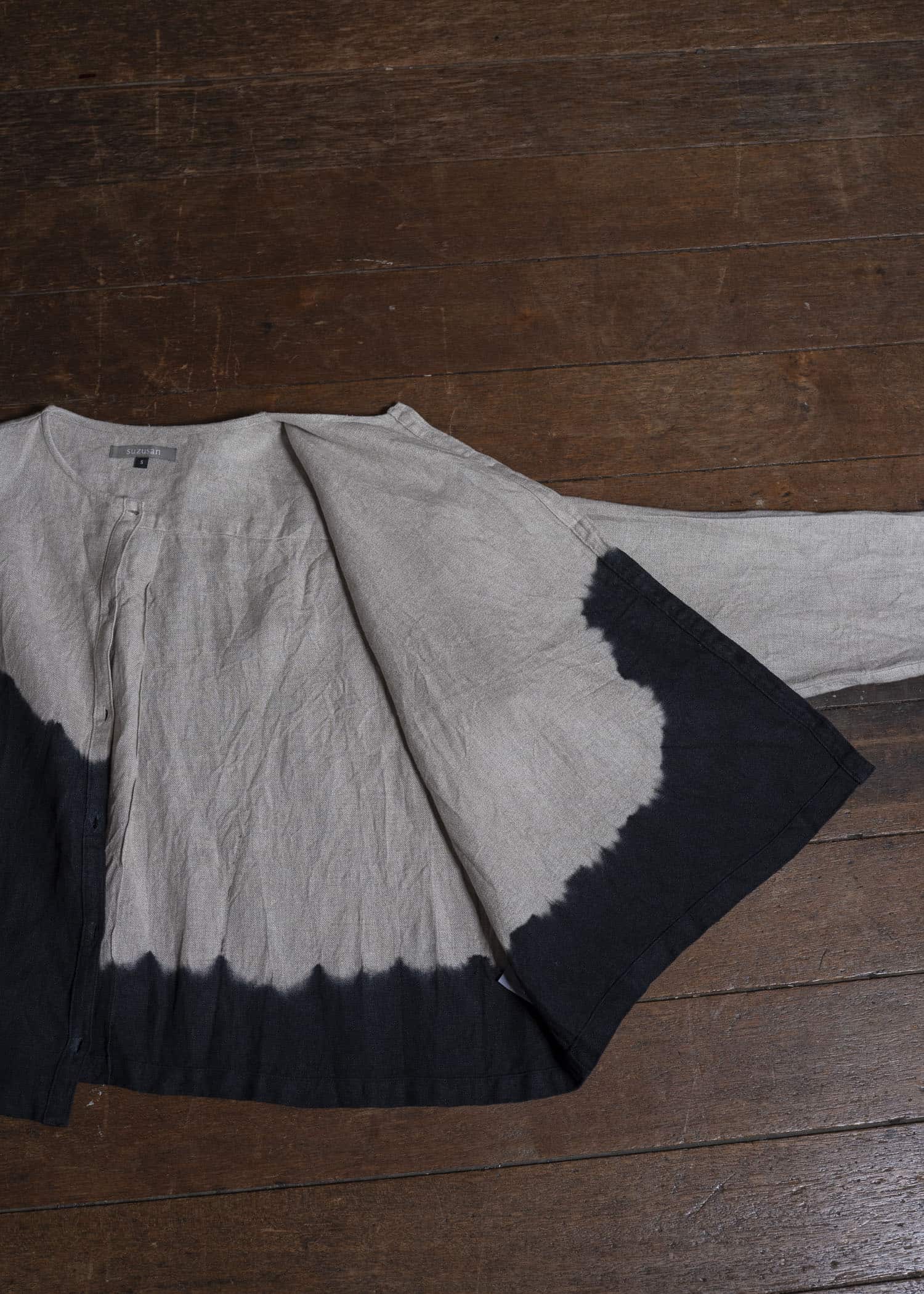 SUZUSAN 4070L-337 Linen Long Sleeve Collarless Blouse 1008 Black - Grége