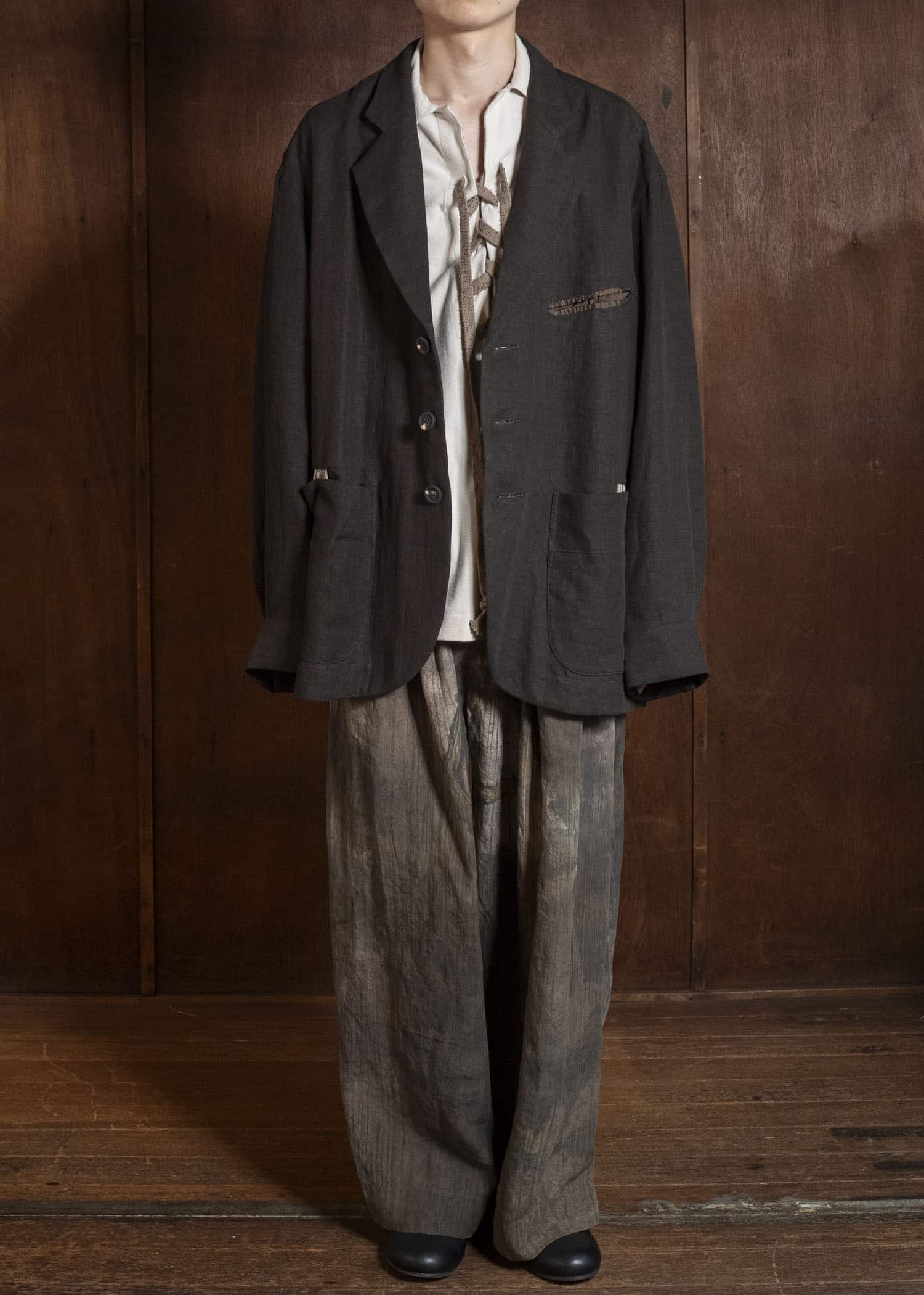 ZIGGY CHEN 0M2610925 STAND COLLAR THREE BUTTON BLAZER 85