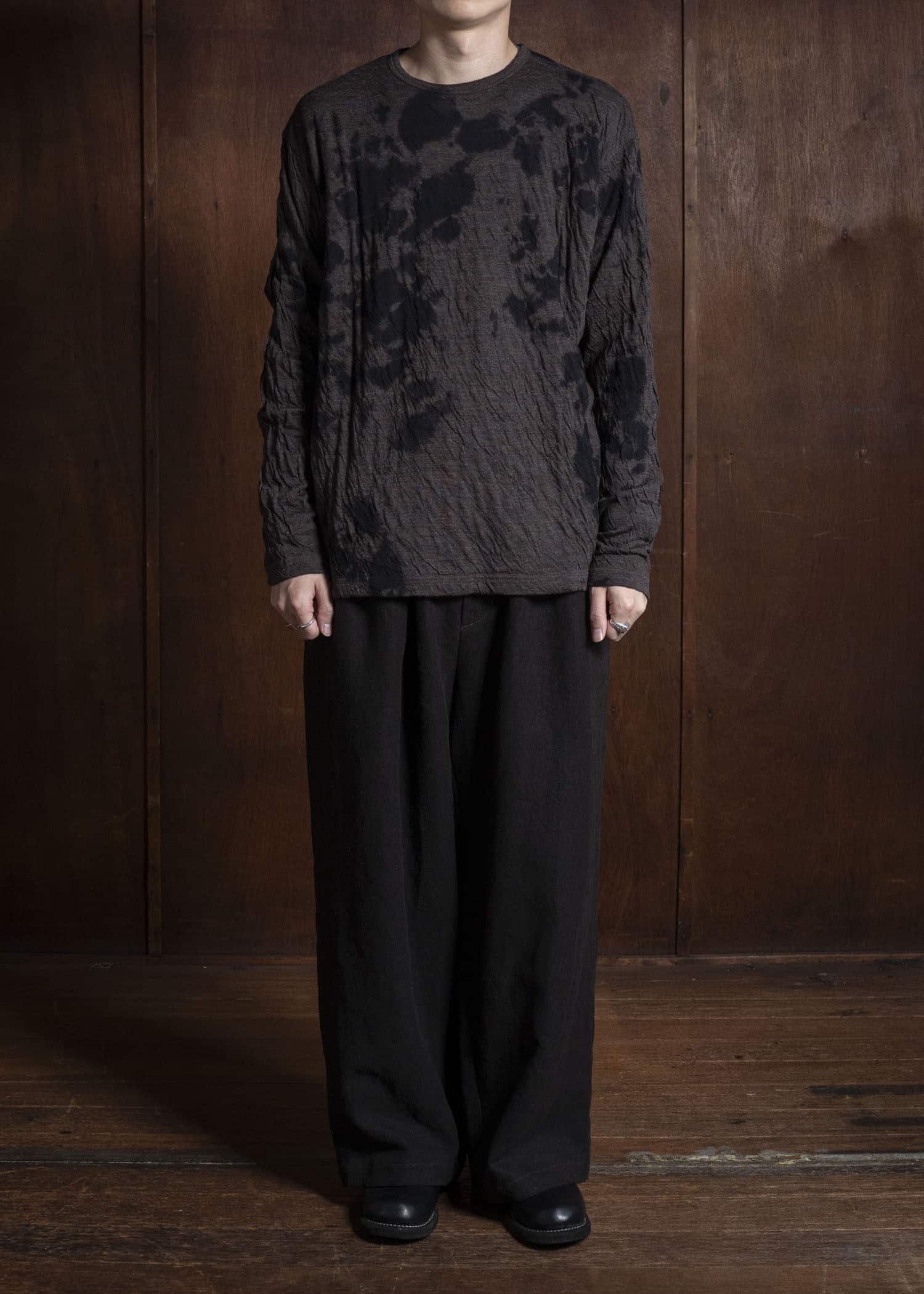 SUZUSAN 2075WC-010 Dual Layered Wool Cotton Jersey Long Sleeve T-Shirt / Madara Shibori 1069 Black-Raw Umber
