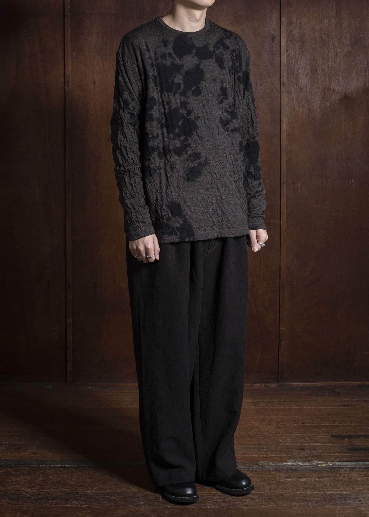SUZUSAN 2075WC-010 Dual Layered Wool Cotton Jersey Long Sleeve T-Shirt / Madara Shibori 1069 Black-Raw Umber
