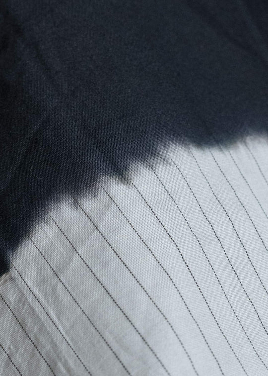 SUZUSAN 4077C-330 Cotton Pin Stripe Half Sleeve Blouse Black - White