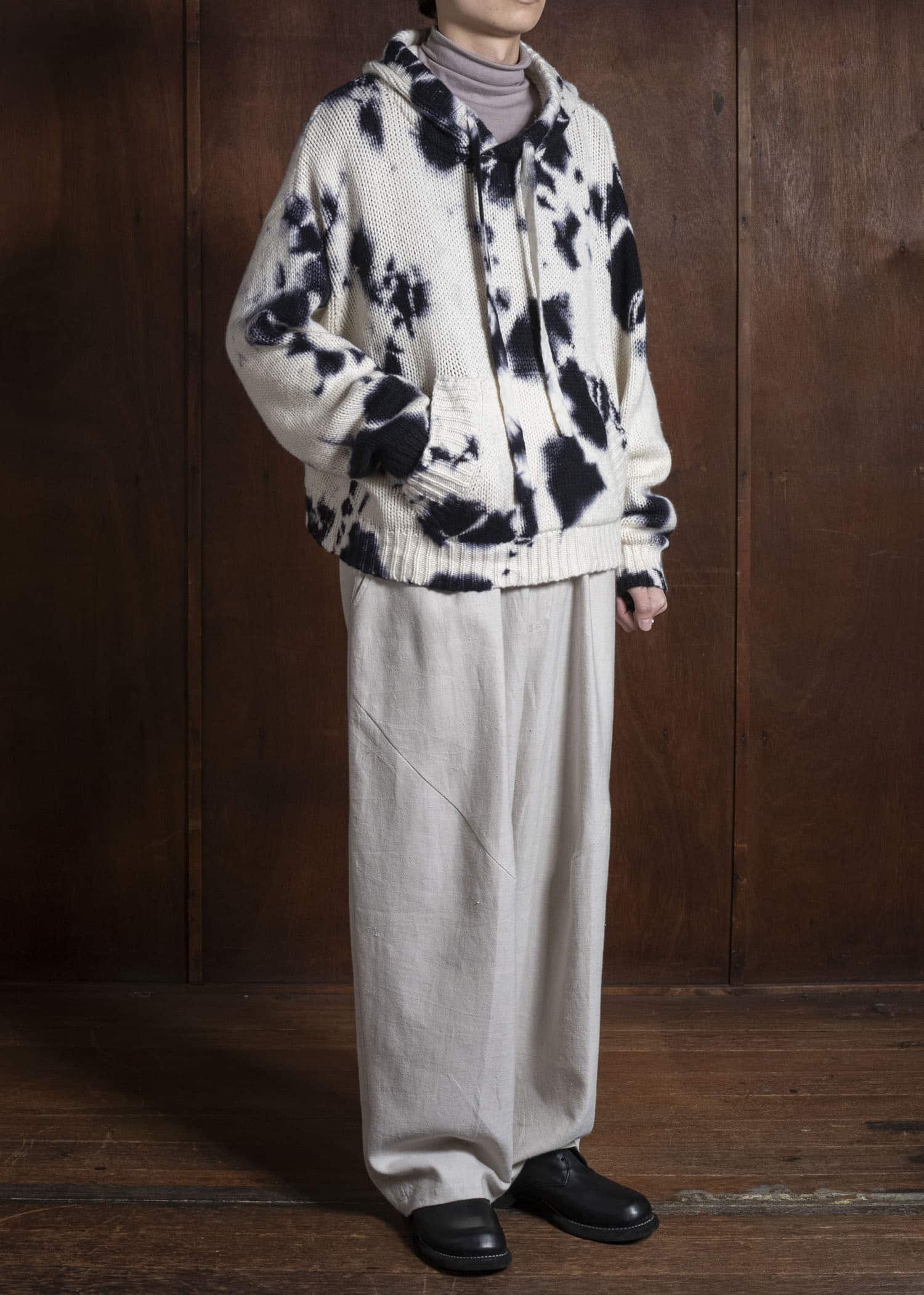 SUZUSAN 3086K-010 Cashmere Hand Knit Hooded Sweater / Madara Shibori