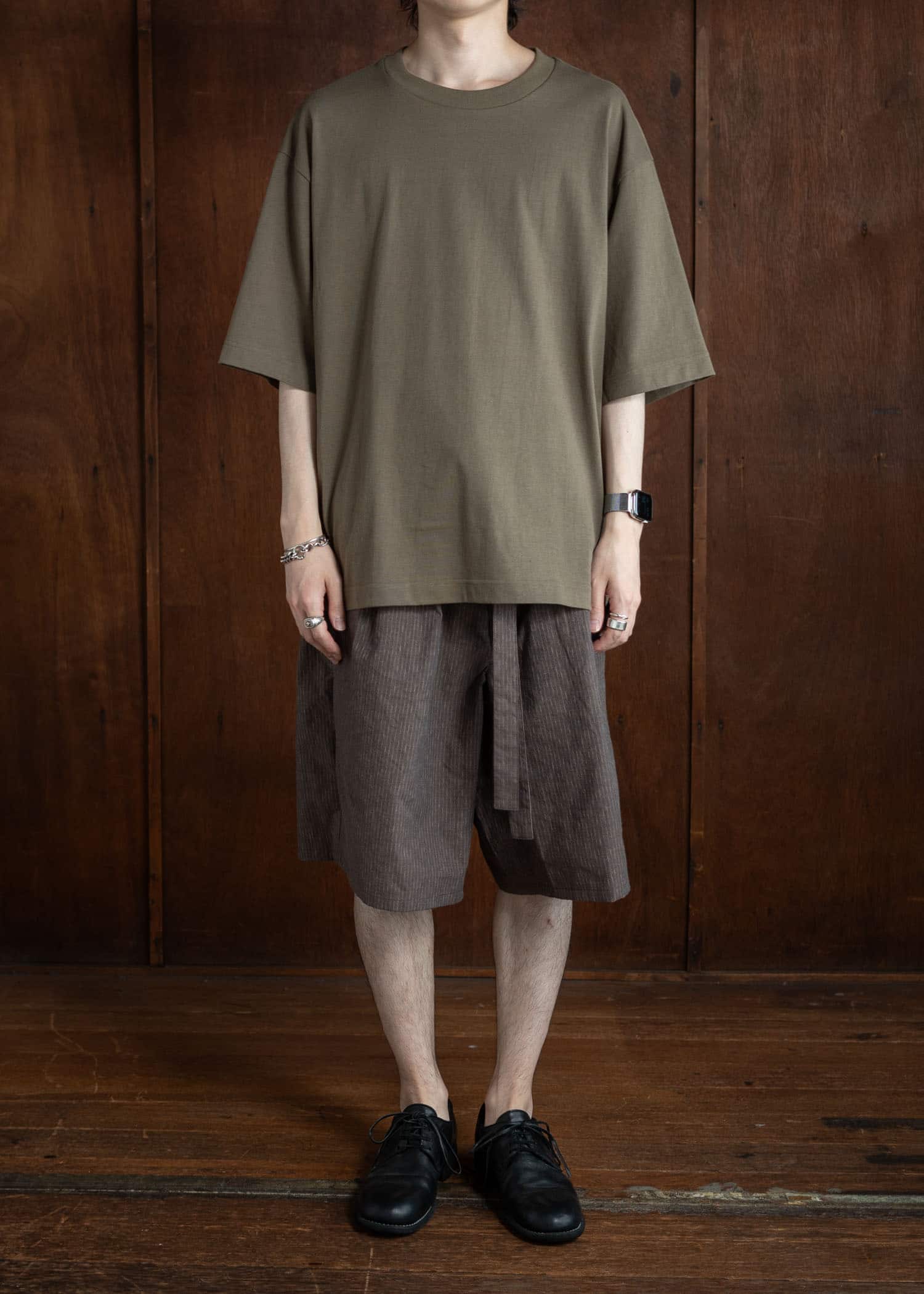 ZIIIN WIDE TEE ARMY GREEN