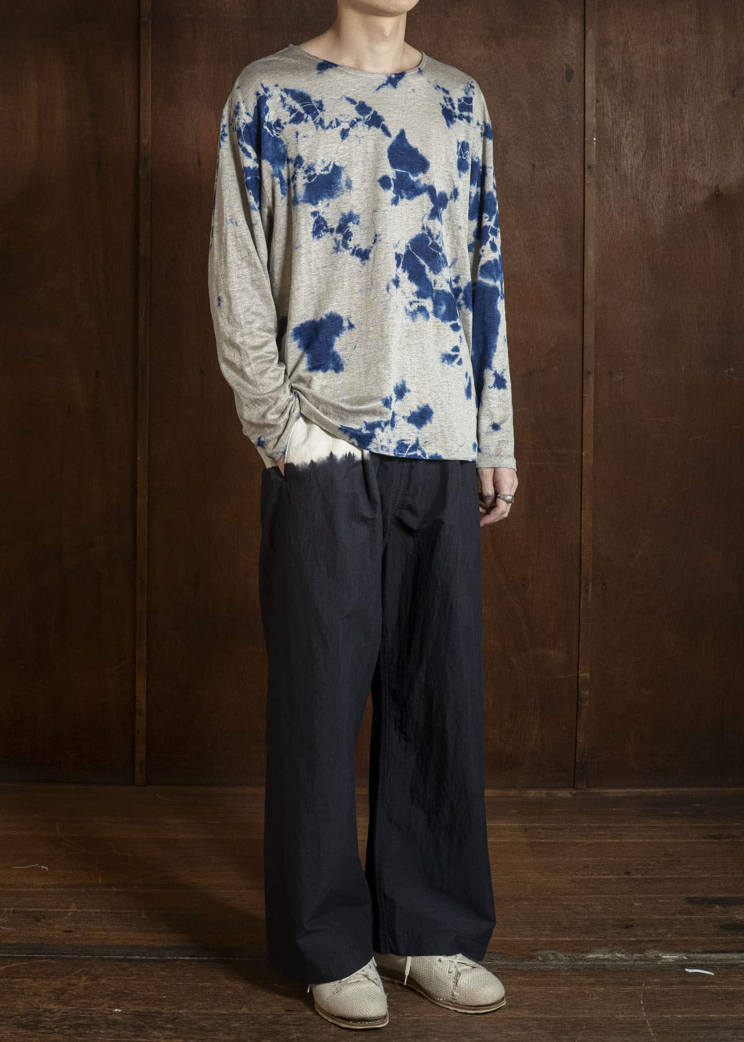 SUZUSAN 2057L-010 Linen Jersey Long Sleeve Crew Neck Pullover Madara Shibori Dark Navy / Grége