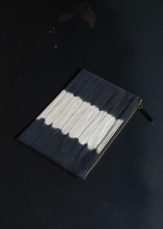 SUZUSAN 9013C-350 Organic Cotton Pouch - S Boushi Yoroidan Shibori Black - Ivory