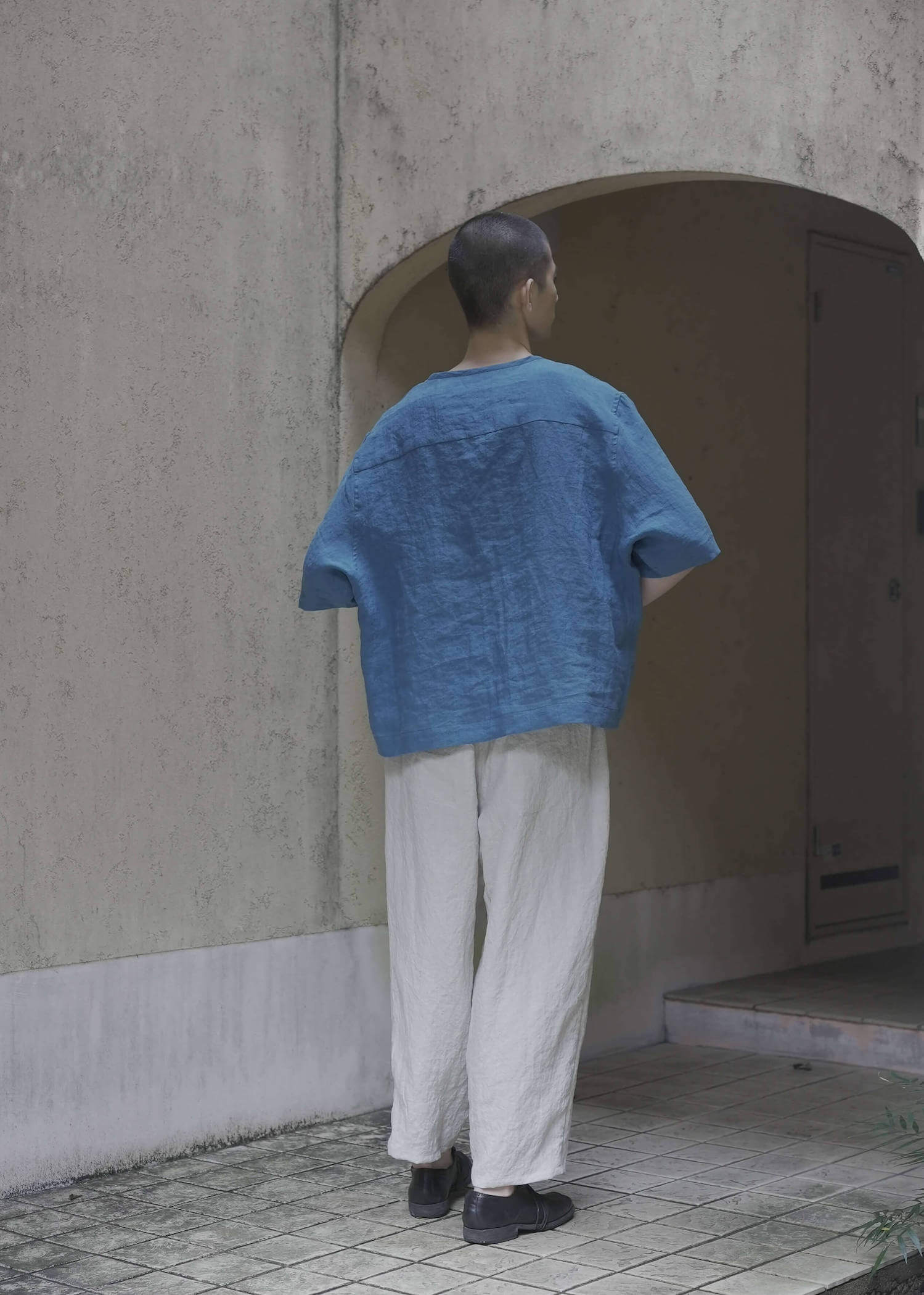 ZIIIN """"""""AVENO"""""""" ONE POCKET LOOSE TUNIC / BLUE