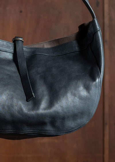 Taiga Takahashi Newsboy Bag Horse Leather Black Lot.004